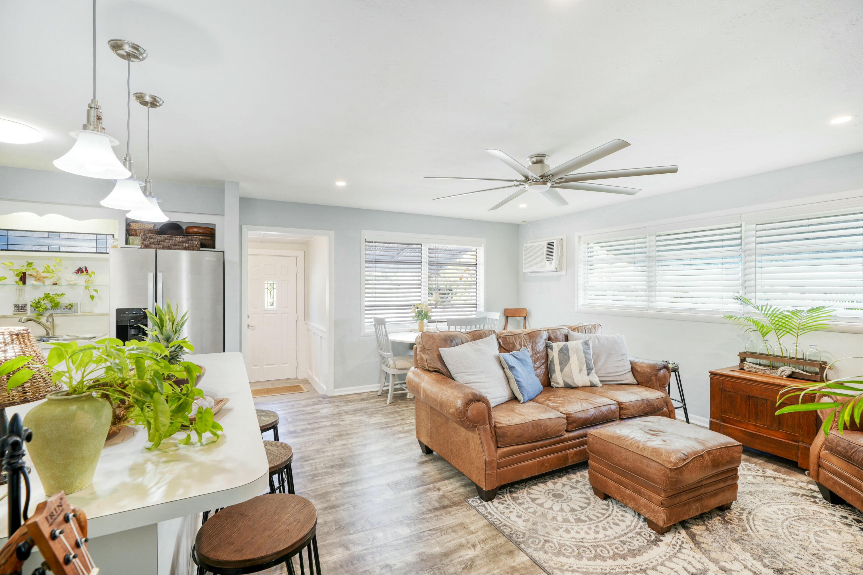 30342 Hibiscus Lane