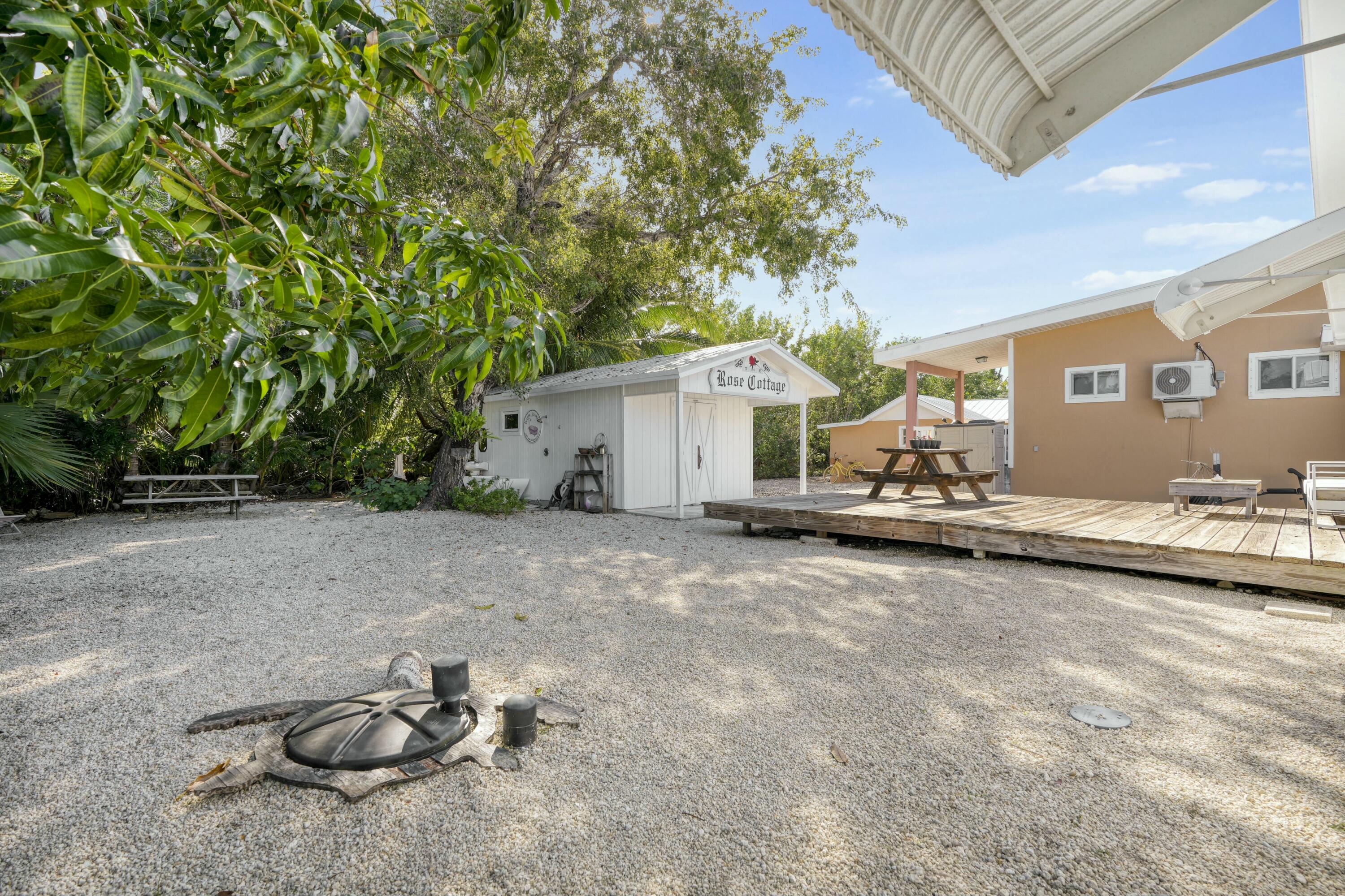 30342 Hibiscus Lane