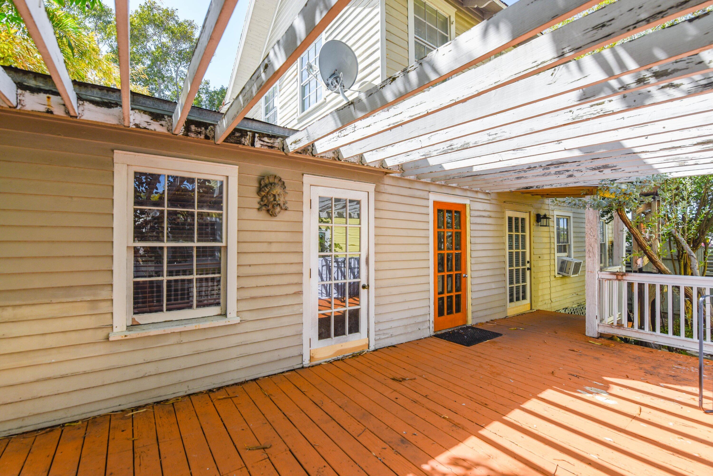 1306 Virginia Street