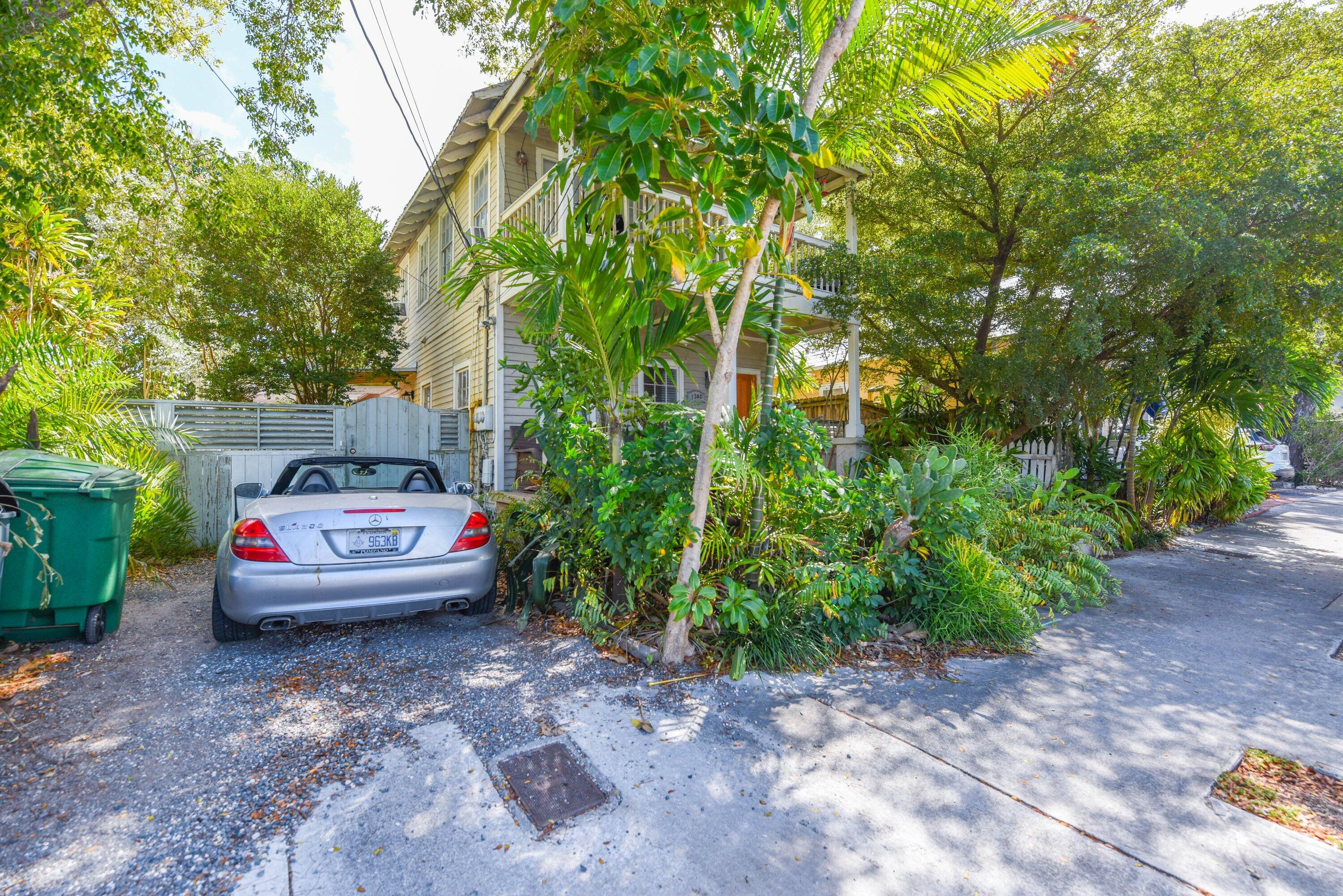 1306 Virginia Street