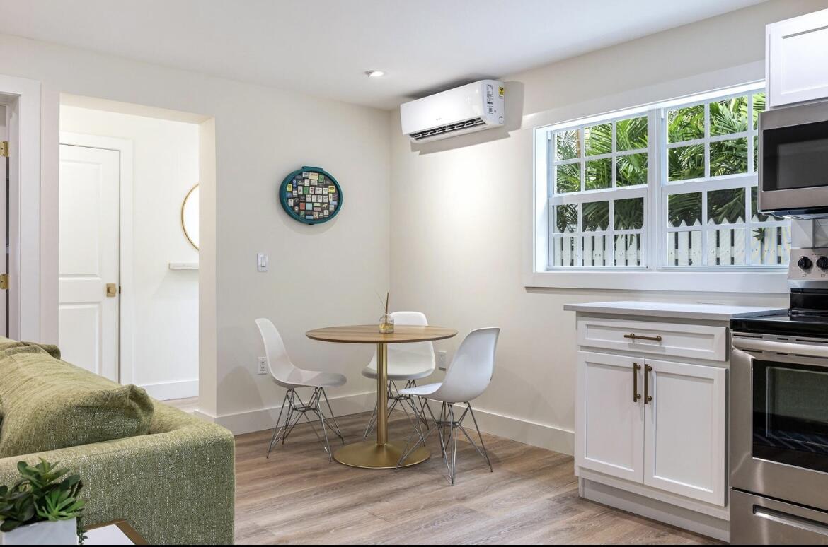 311 Amelia Street Unit: # 1