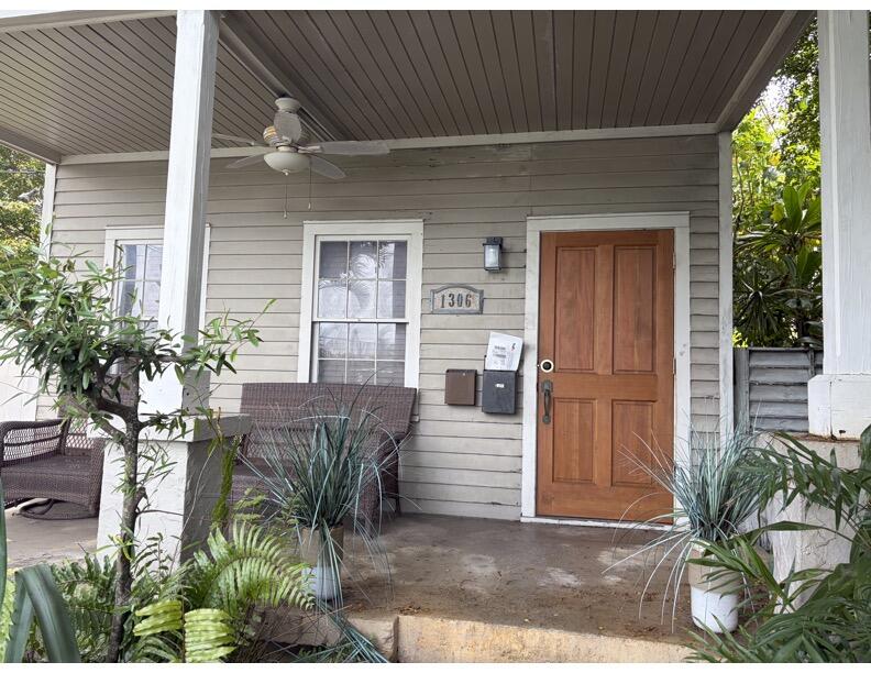 1306 Virginia Street 2