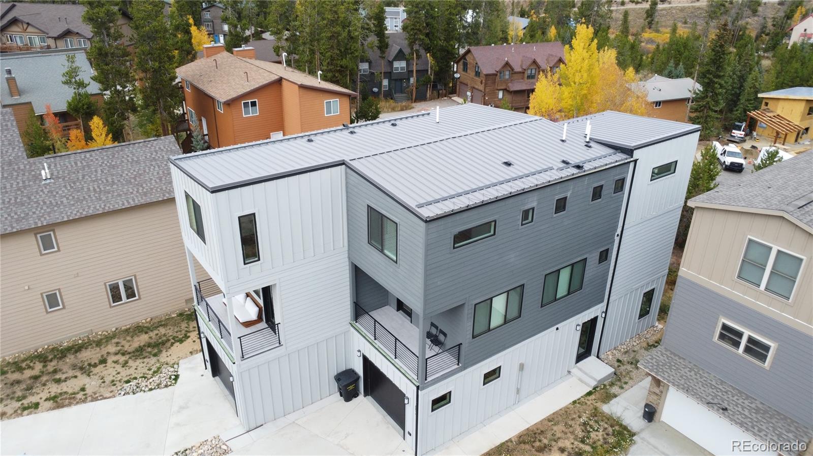 853 Ferret Lane