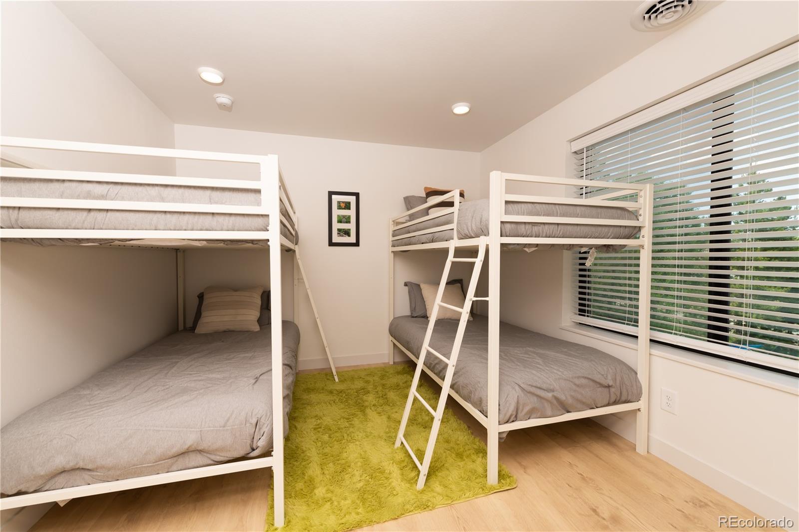 853 Ferret Lane