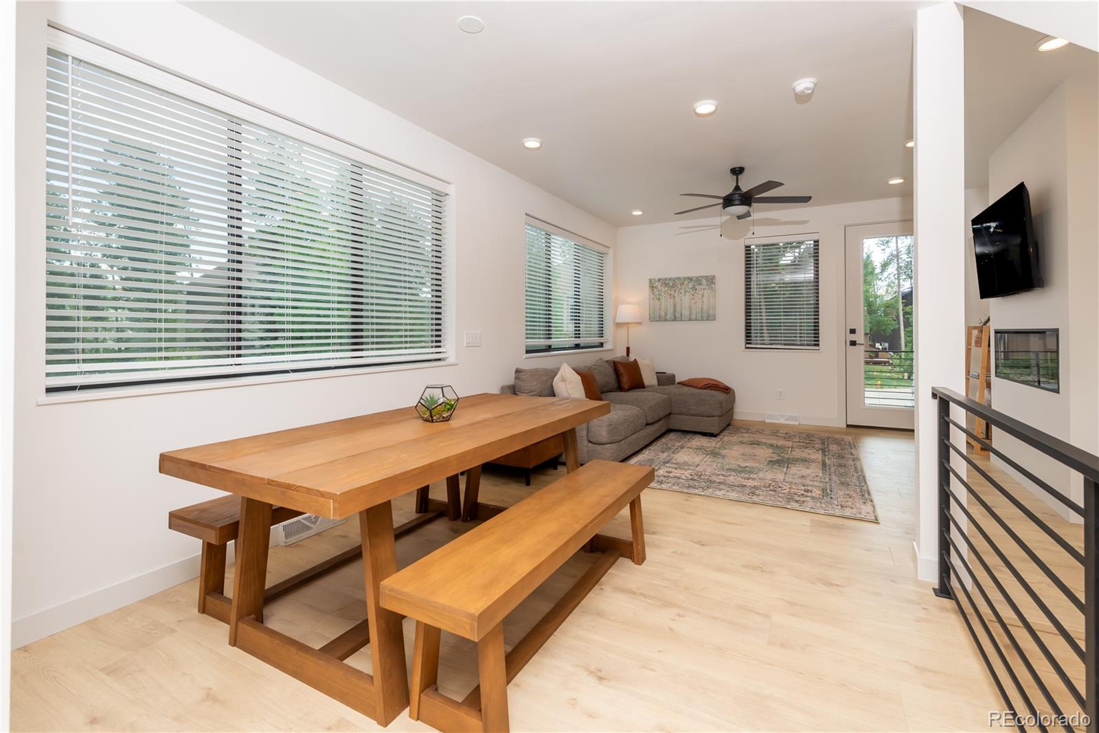 853 Ferret Lane