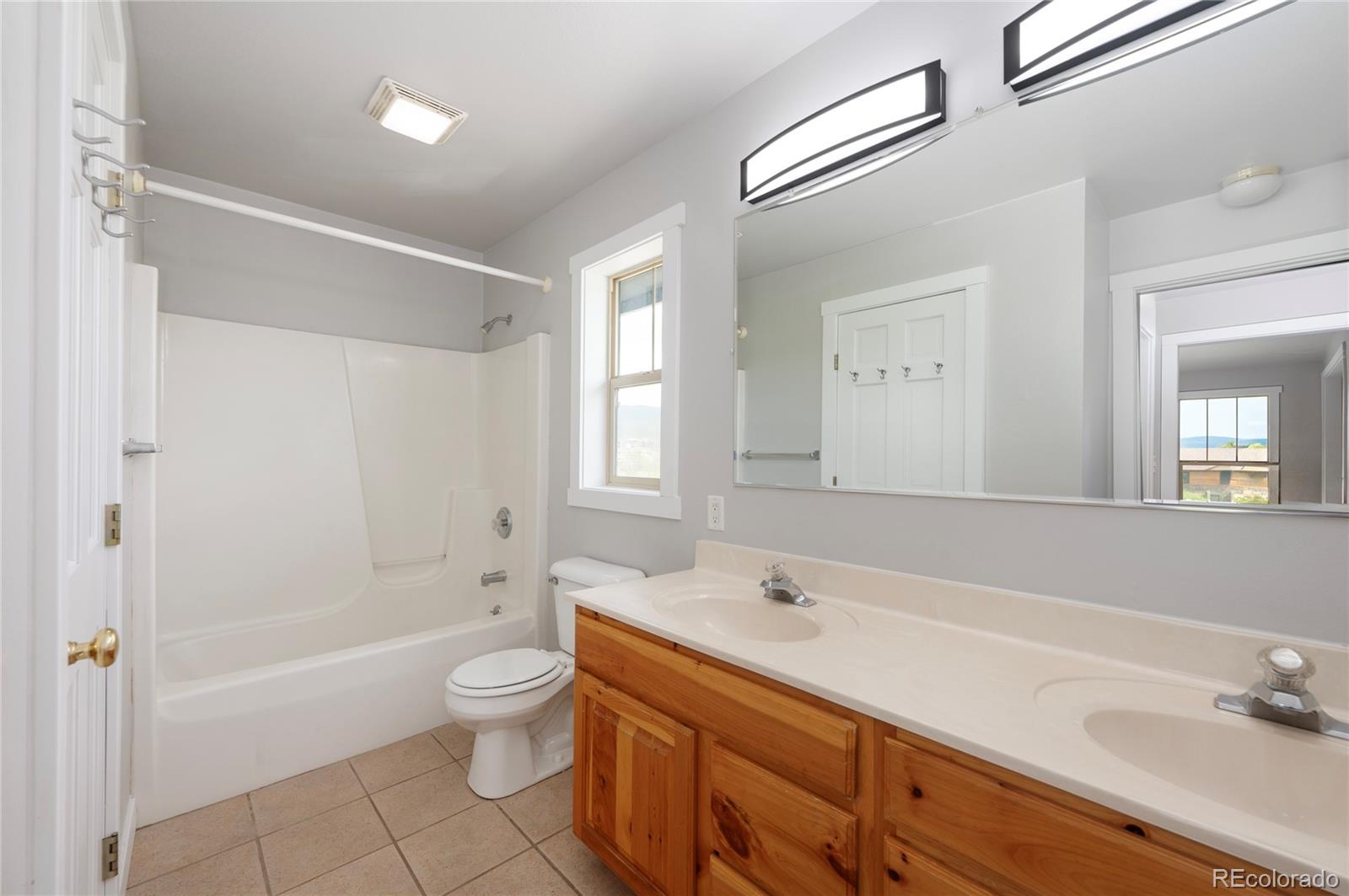 105 Elk Creek Drive Unit: 8