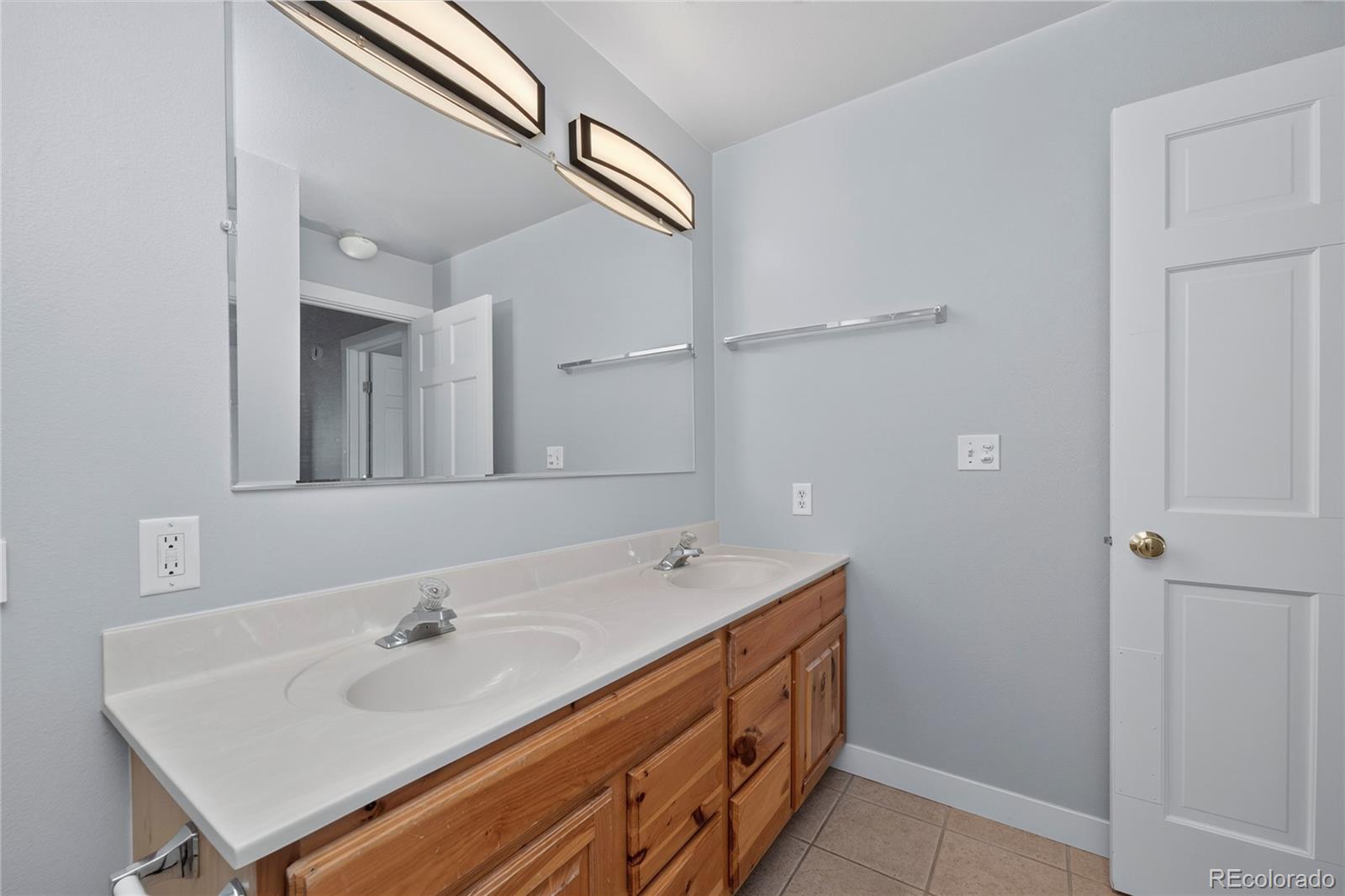 105 Elk Creek Drive Unit: 8