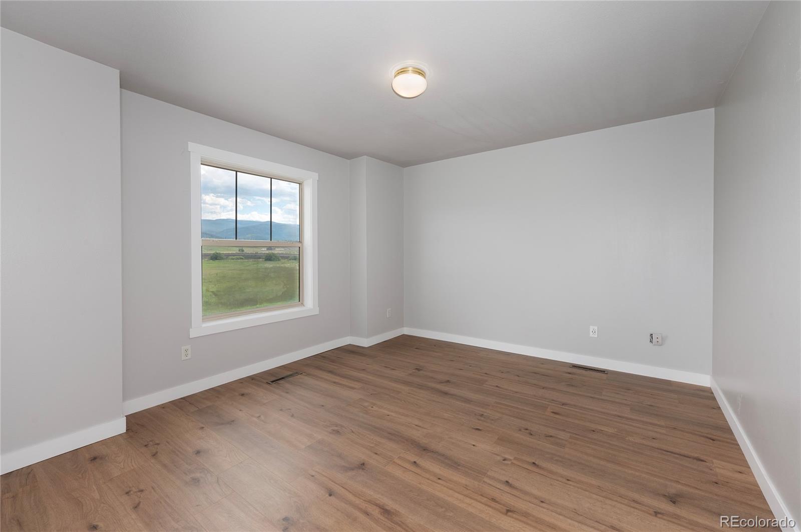 105 Elk Creek Drive Unit: 8