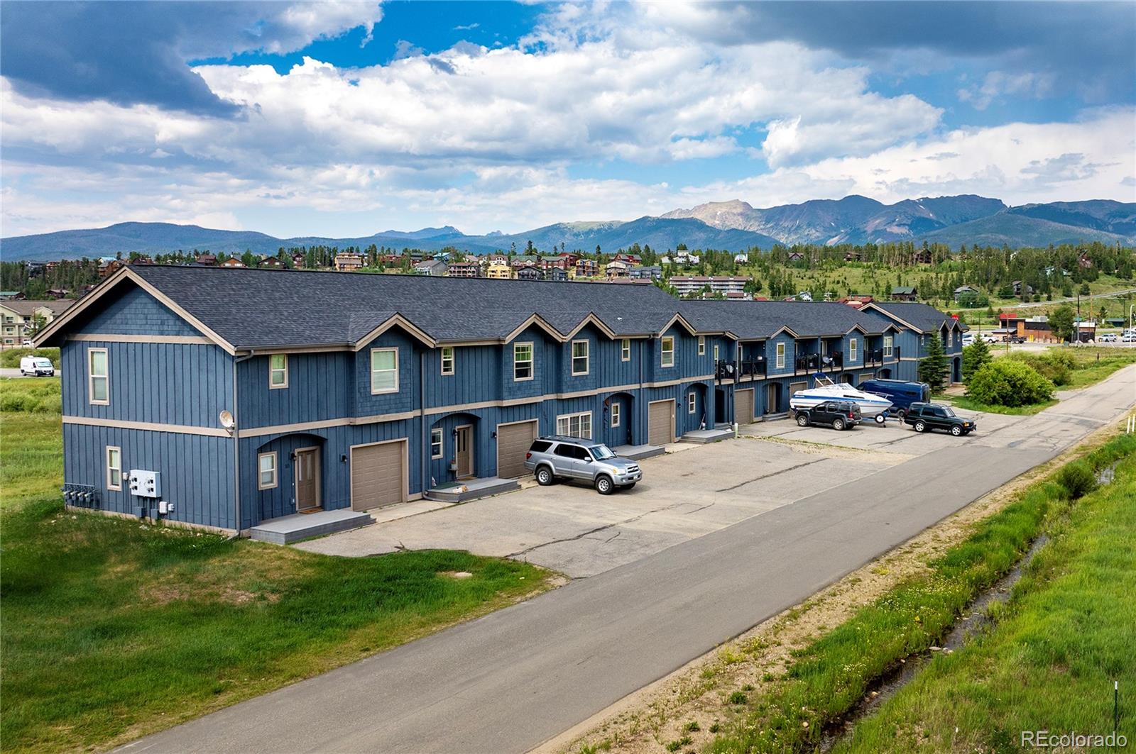 105 Elk Creek Drive Unit: 8