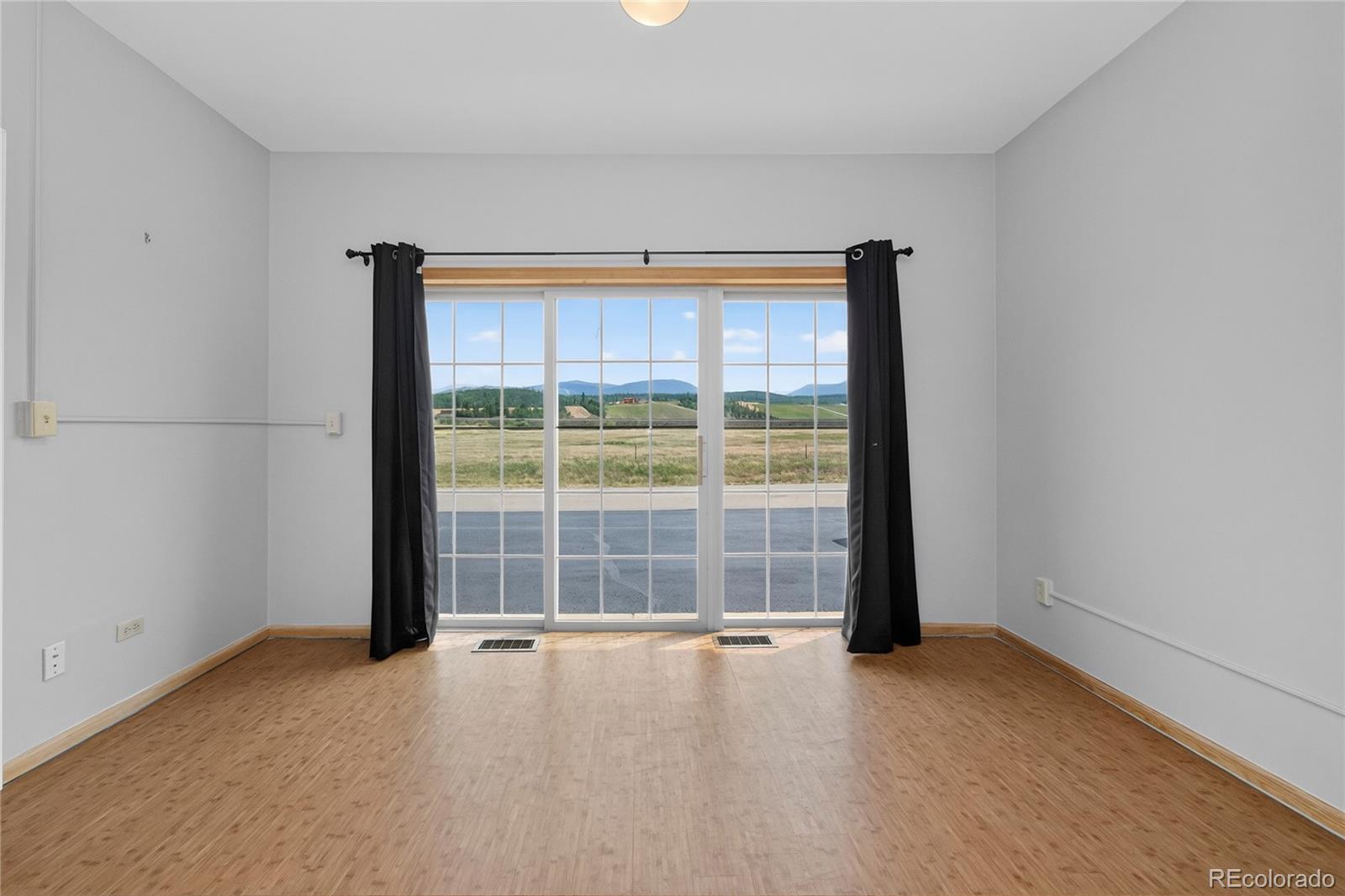 105 Elk Creek Drive Unit: 8