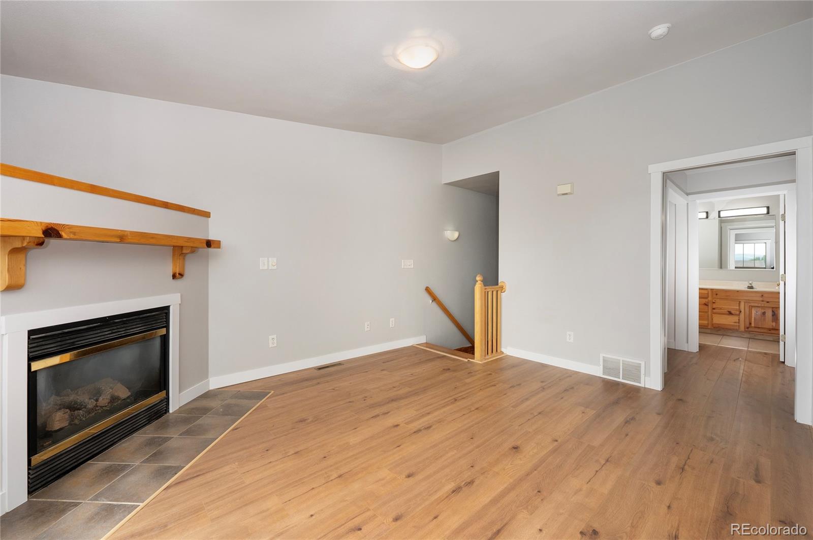 105 Elk Creek Drive Unit: 8