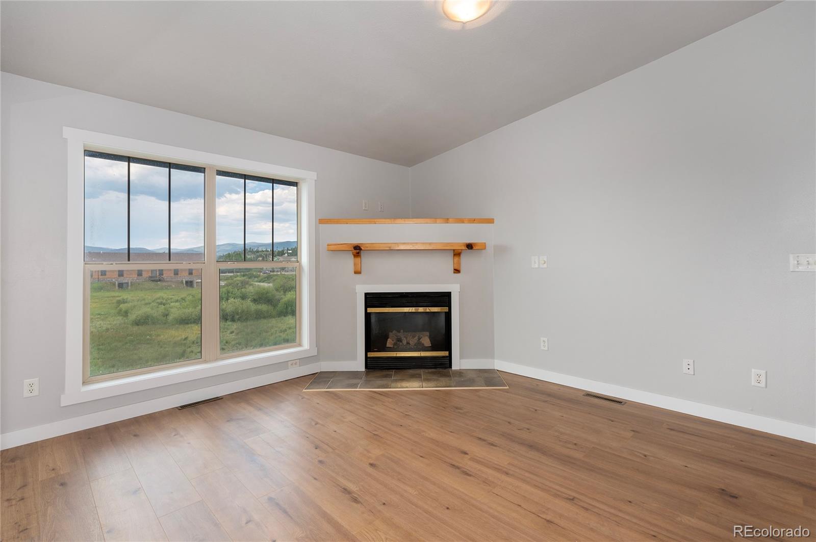 105 Elk Creek Drive Unit: 8