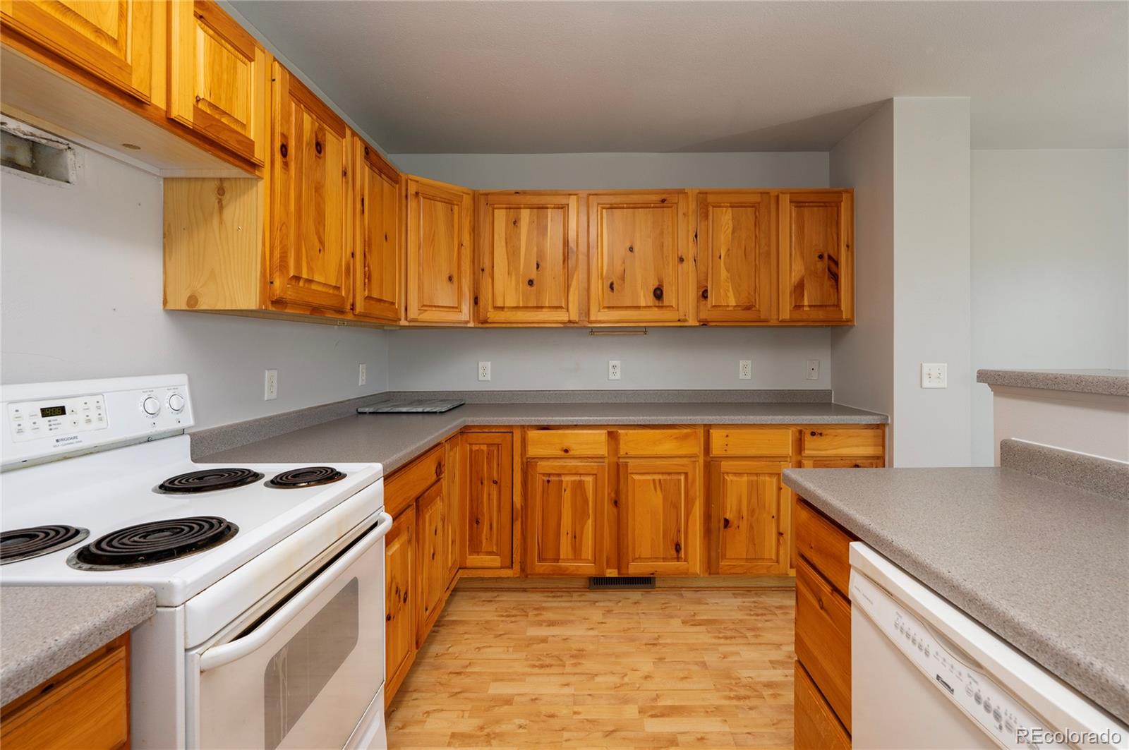 105 Elk Creek Drive Unit: 8