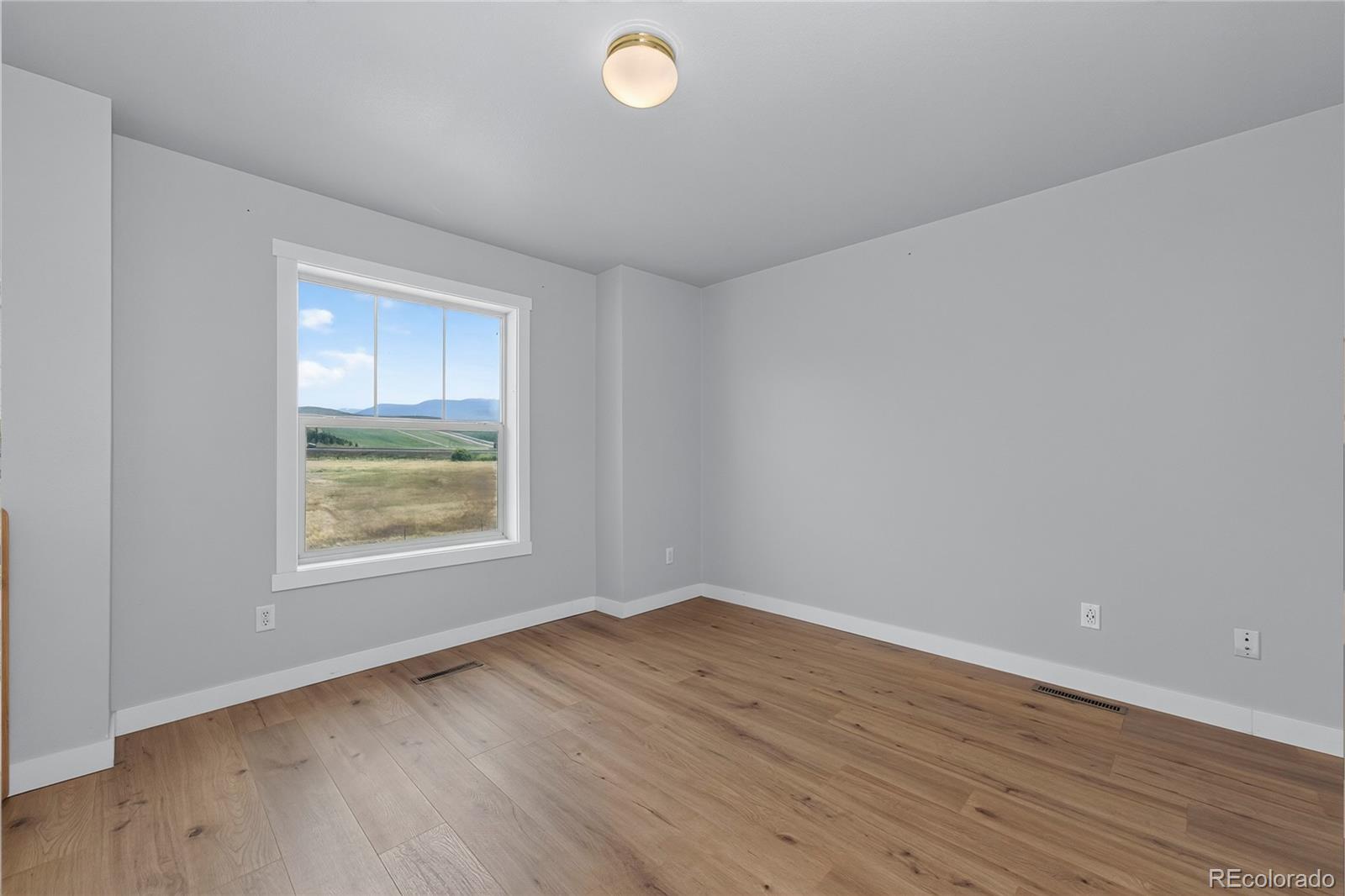 105 Elk Creek Drive Unit: 8