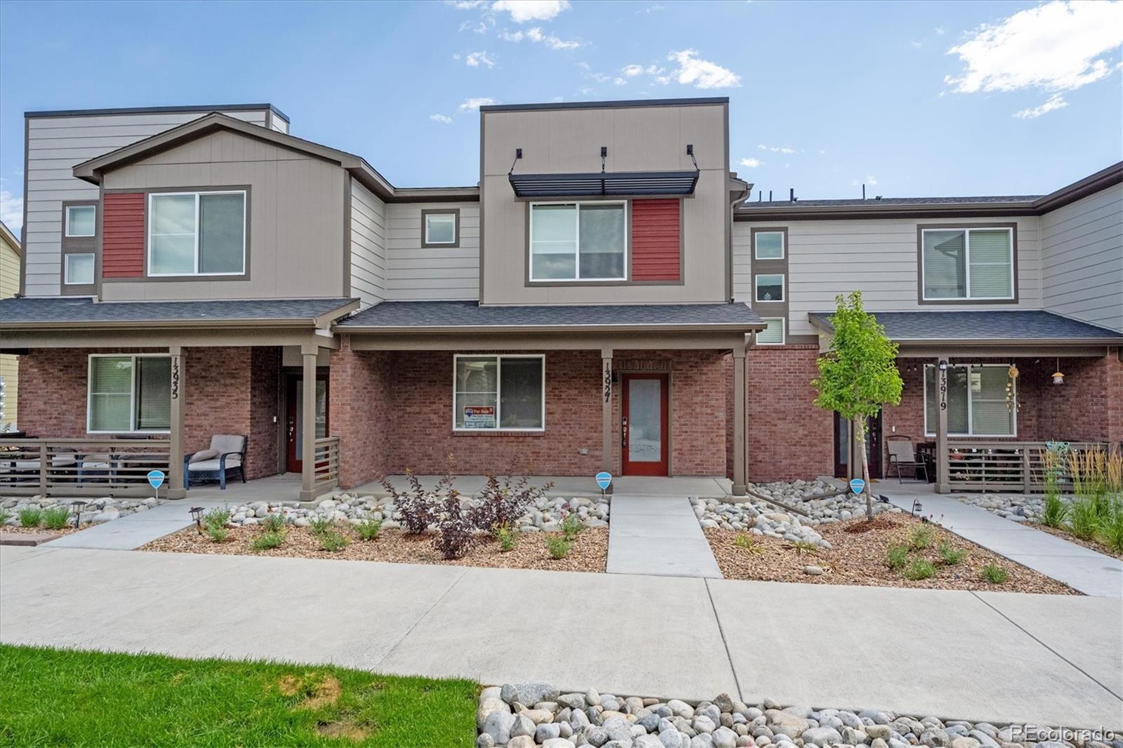 13927 Vispo Way