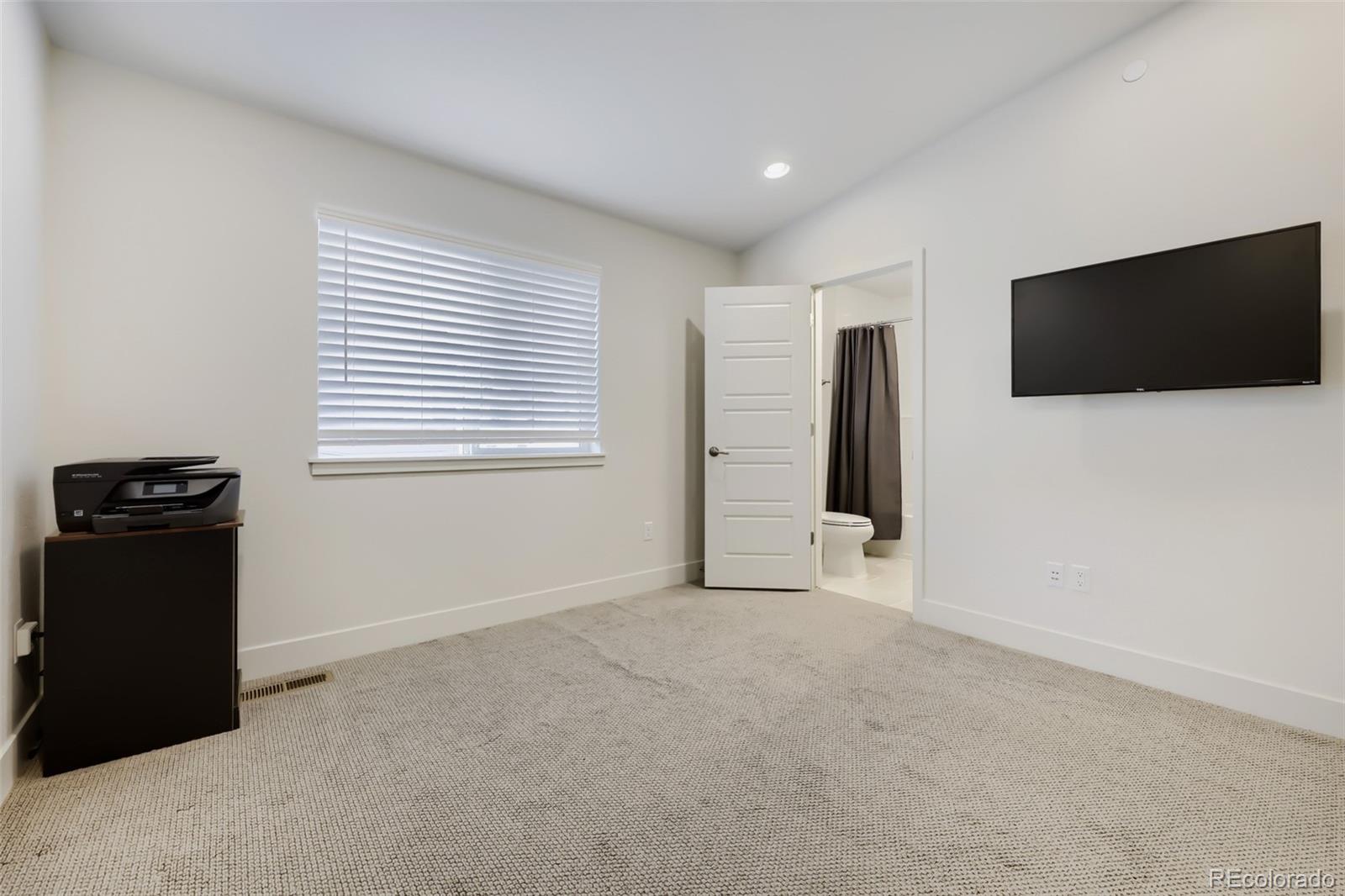 615 Promenade Drive