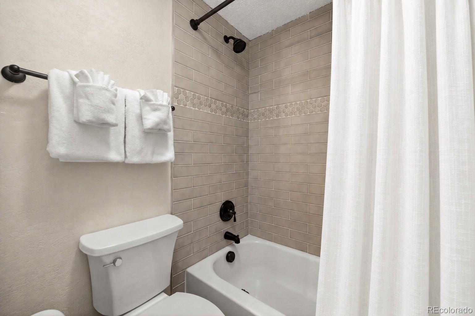 189 County Road 702 Unit: 5-202