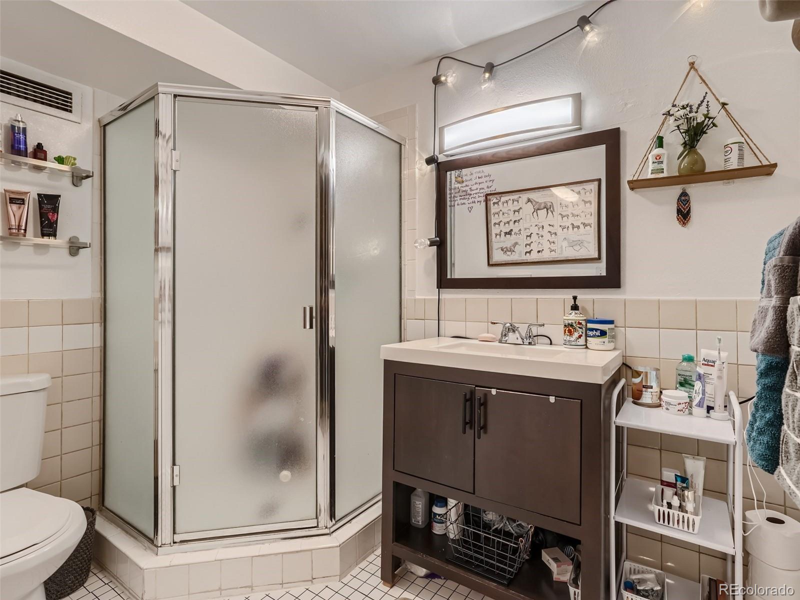 1155 Ash Street Unit: 202