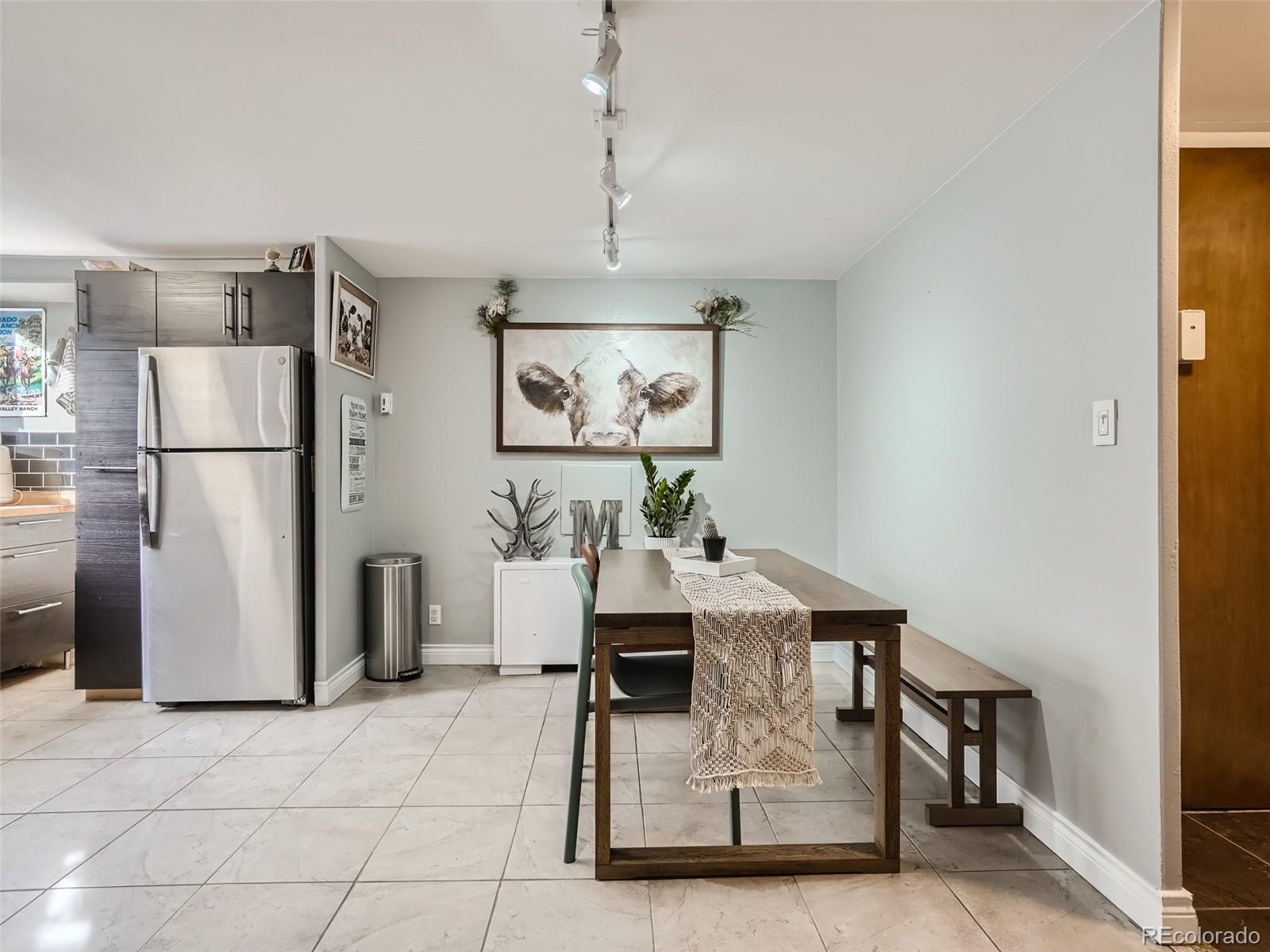 1155 Ash Street Unit: 202