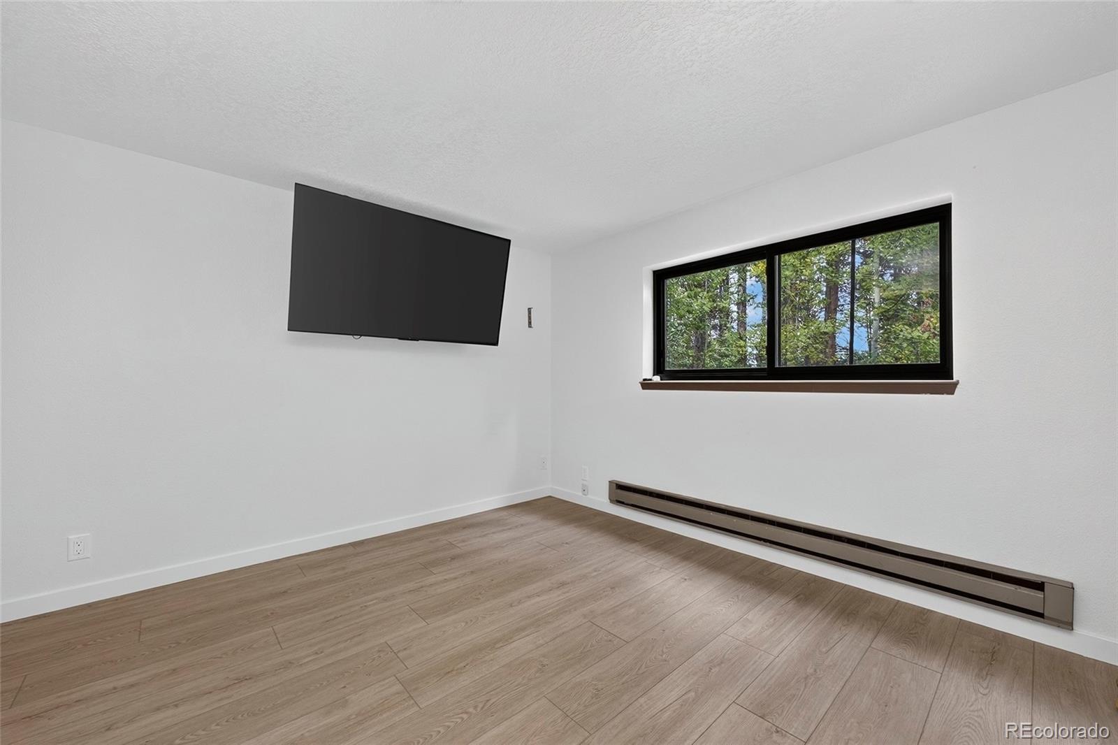 214 GCR 702/Village Dr Unit: 17-201