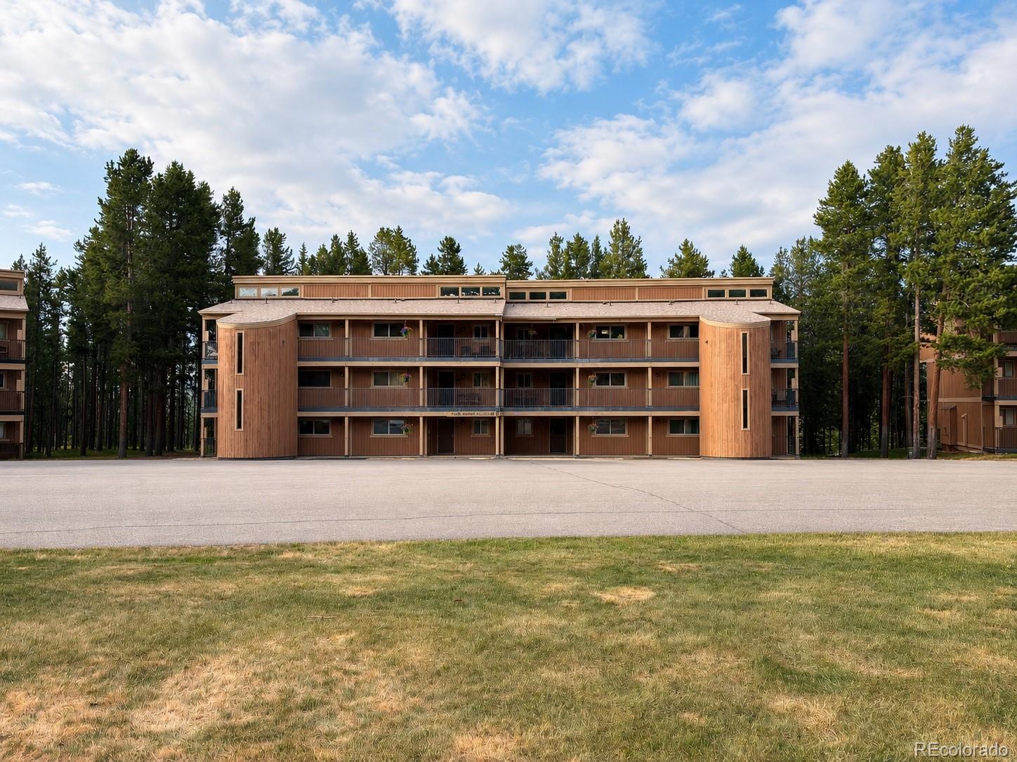 214 GCR 702/Village Dr Unit: 17-201