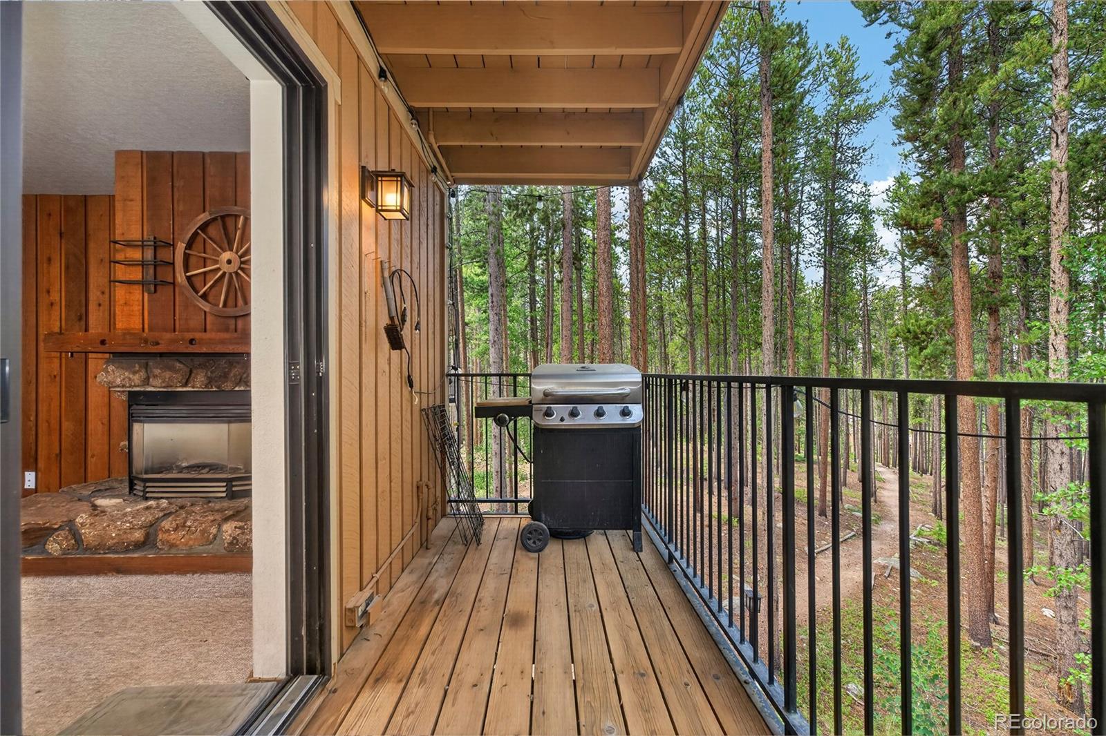 214 GCR 702/Village Dr Unit: 17-201
