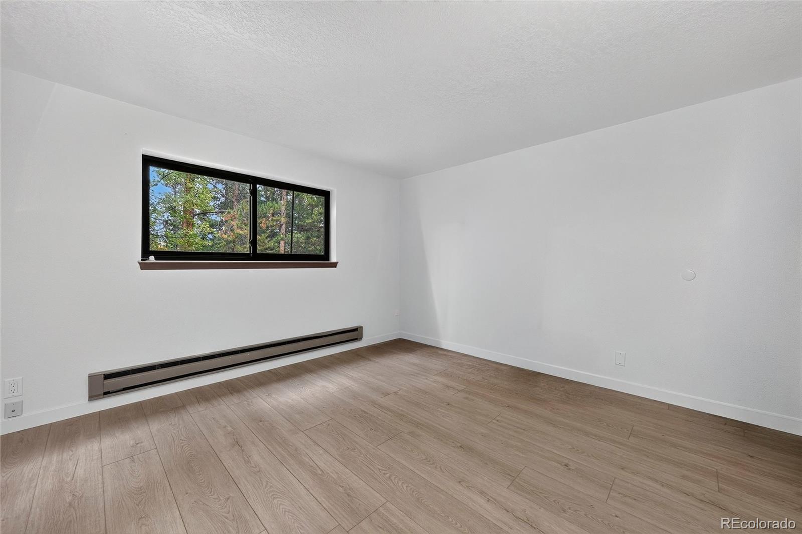 214 GCR 702/Village Dr Unit: 17-201
