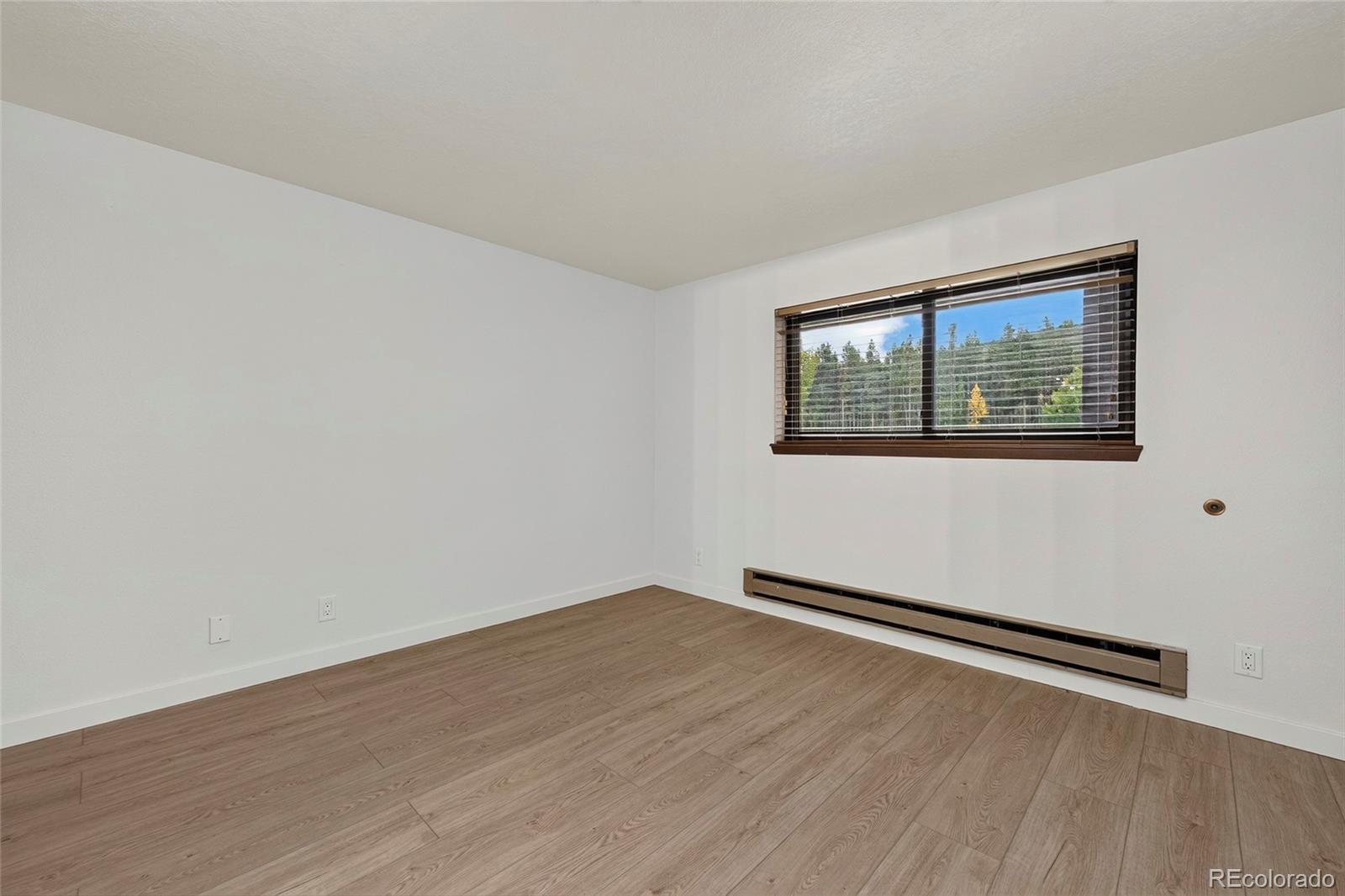 214 GCR 702/Village Dr Unit: 17-201