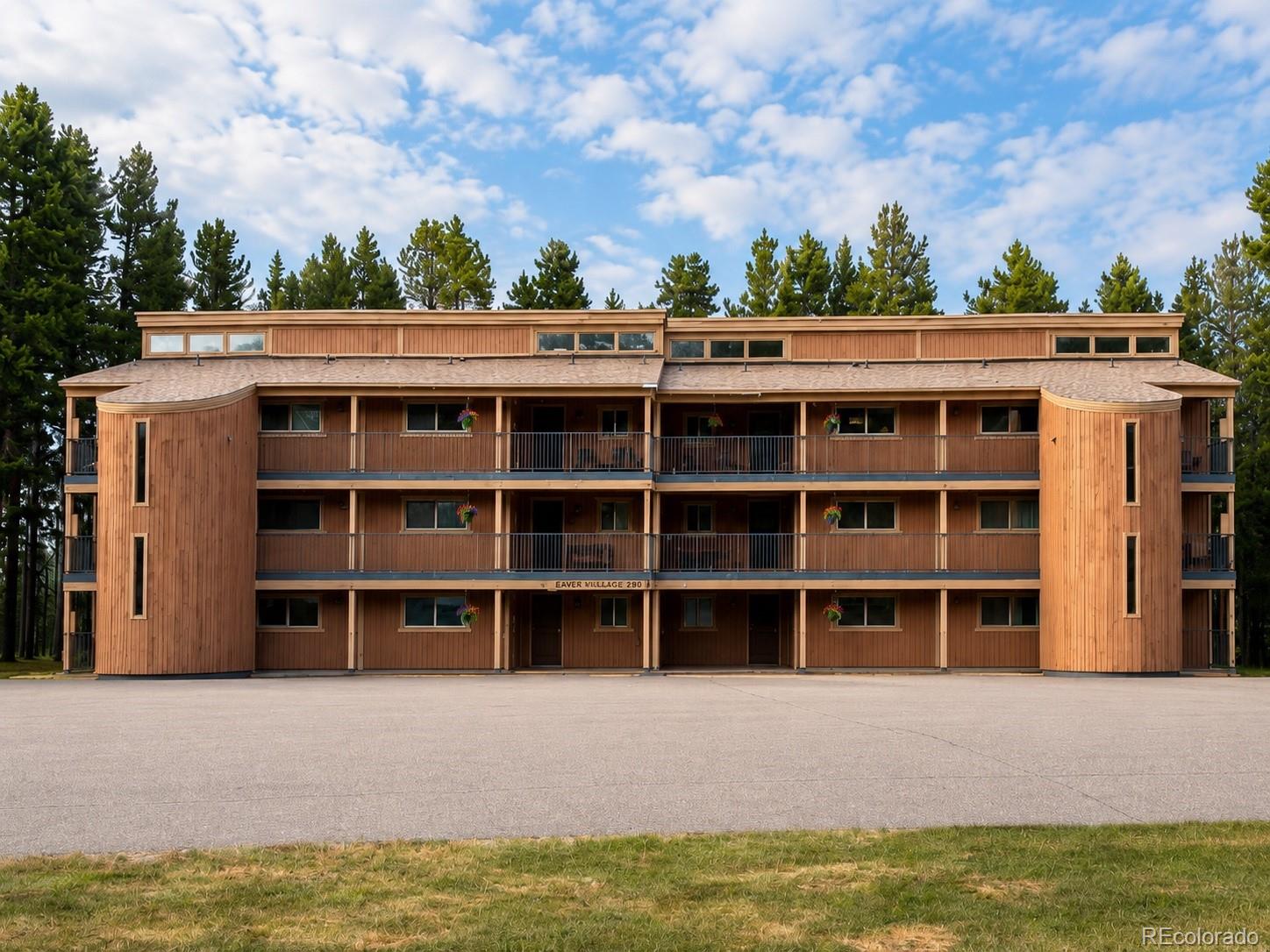 214 GCR 702/Village Dr Unit: 17-201