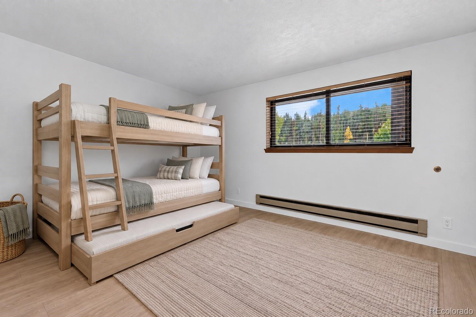 214 GCR 702/Village Dr Unit: 17-201