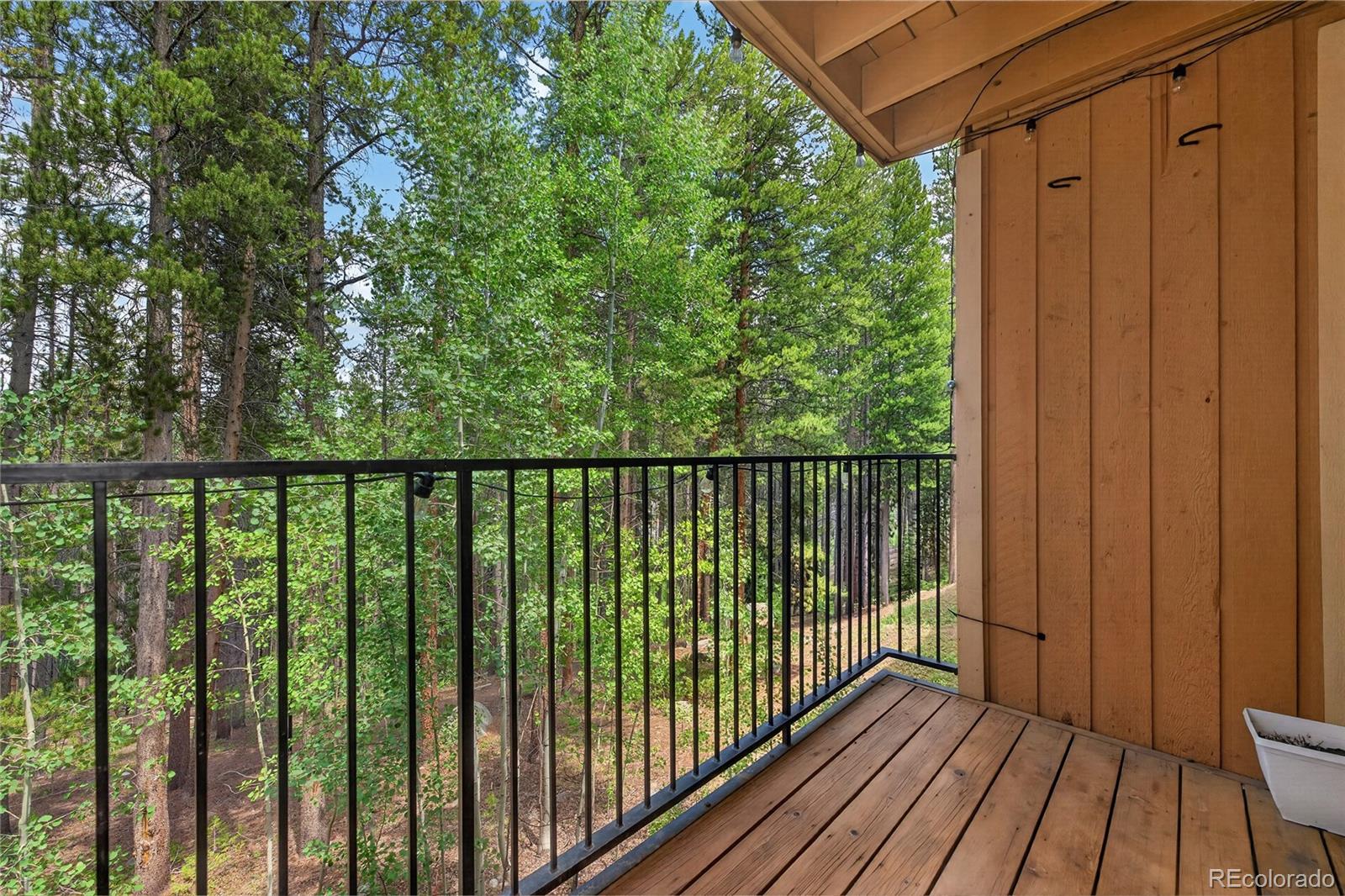 214 GCR 702/Village Dr Unit: 17-201