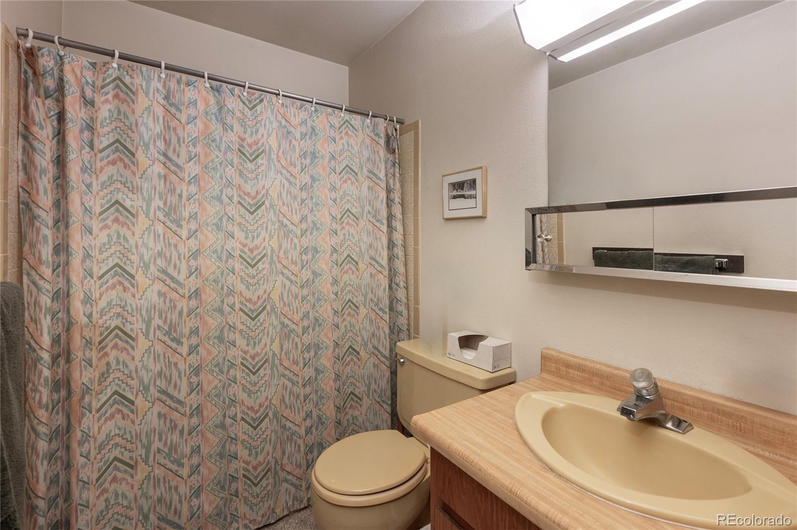 80 GCR 838/E Meadow Mile Unit: 22-11