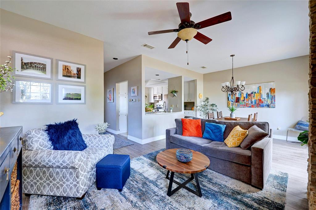 2201 Lakeway BLVD Unit: 25