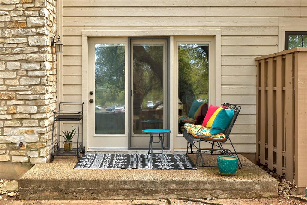 2201 Lakeway BLVD Unit: 25