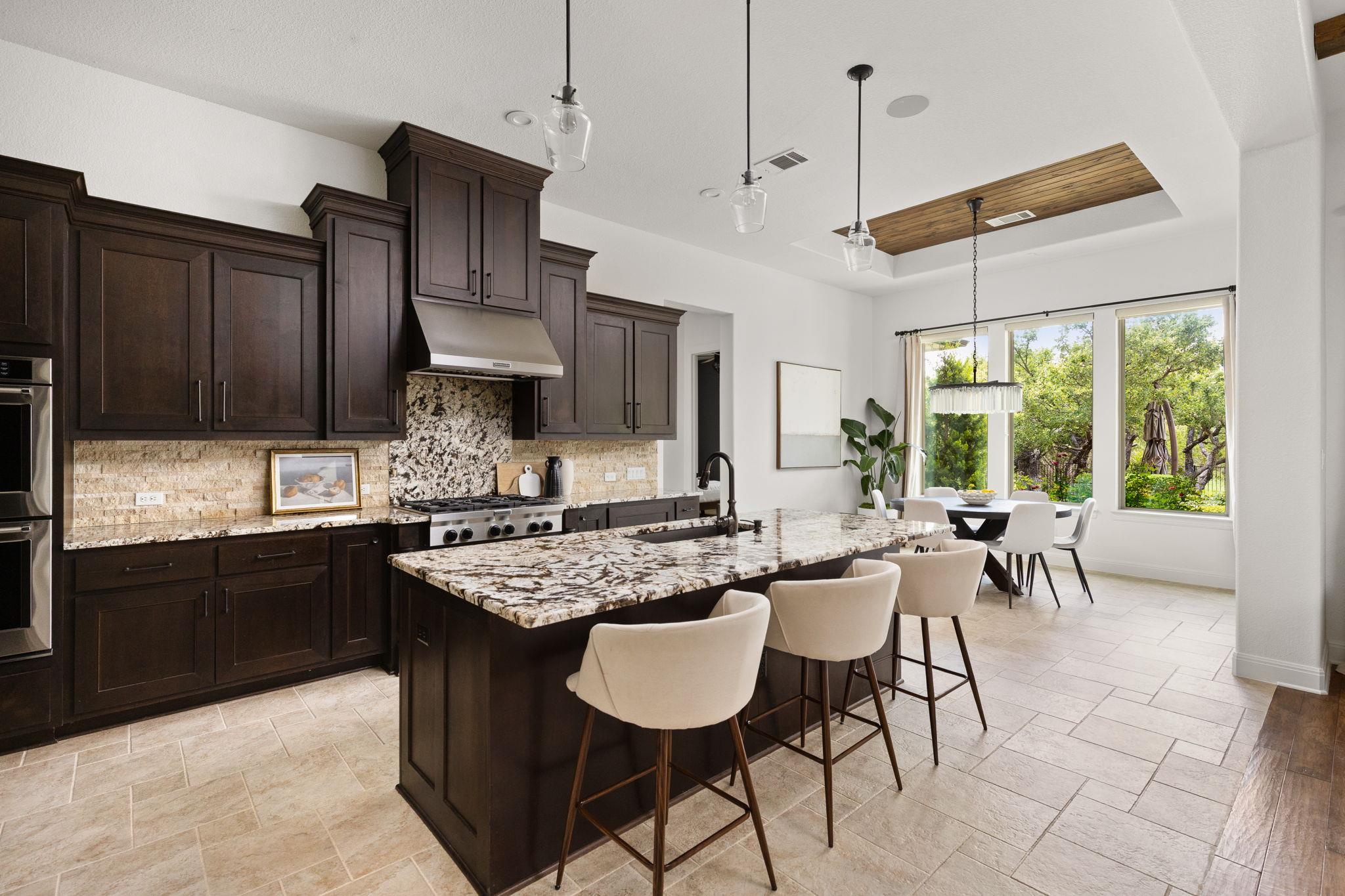 16812 Broomweed CV
