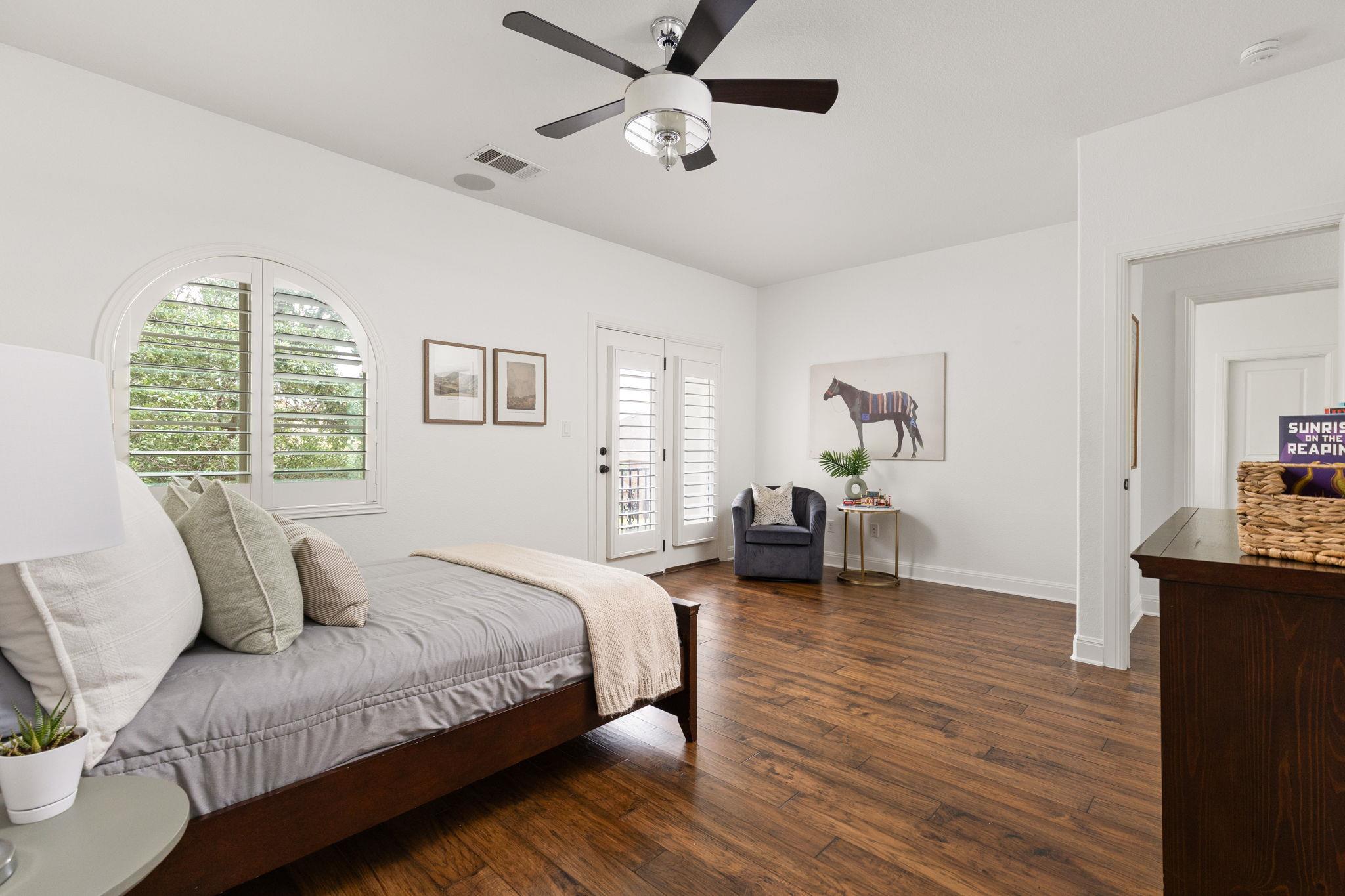 16812 Broomweed CV