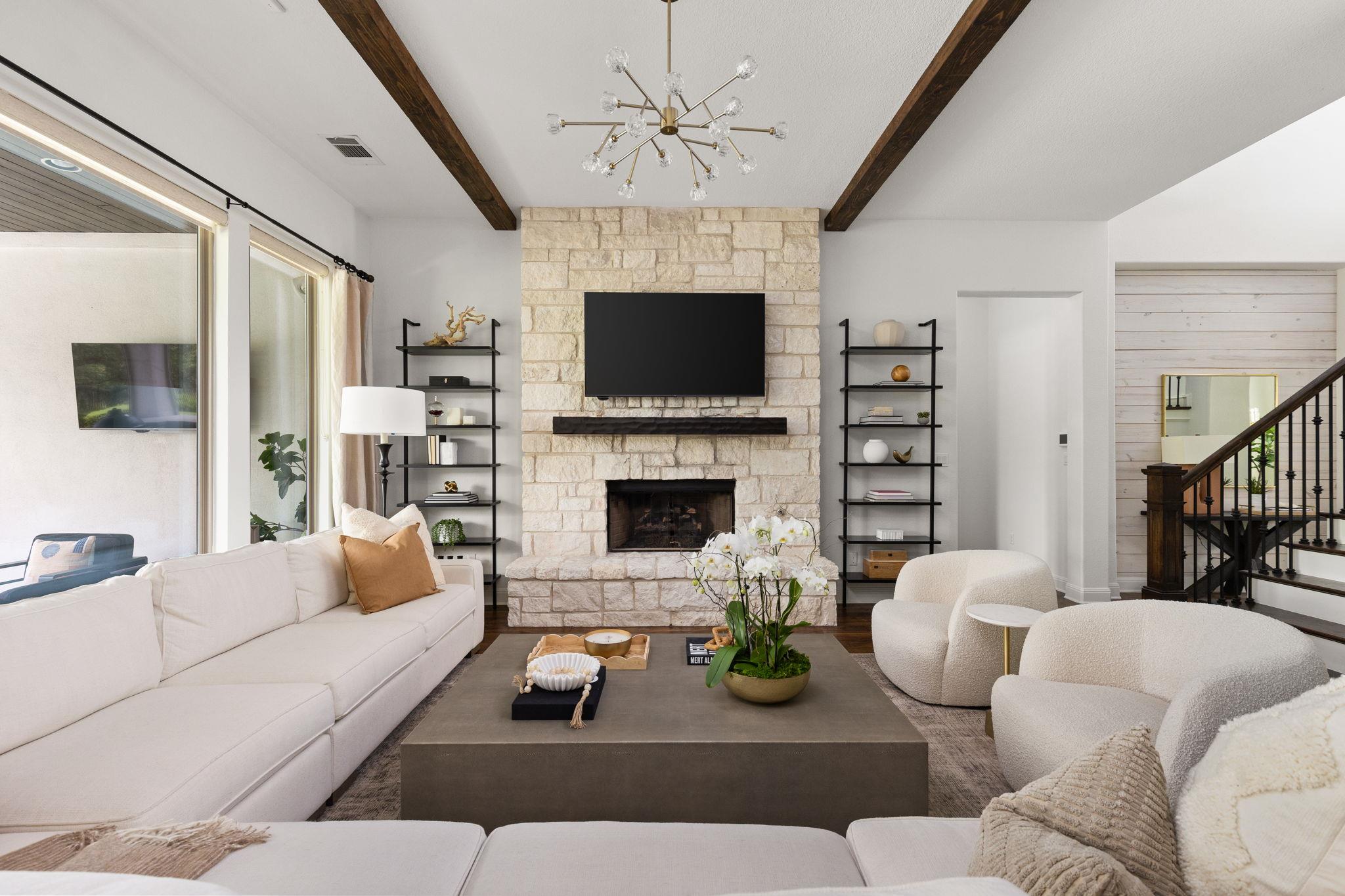 16812 Broomweed CV