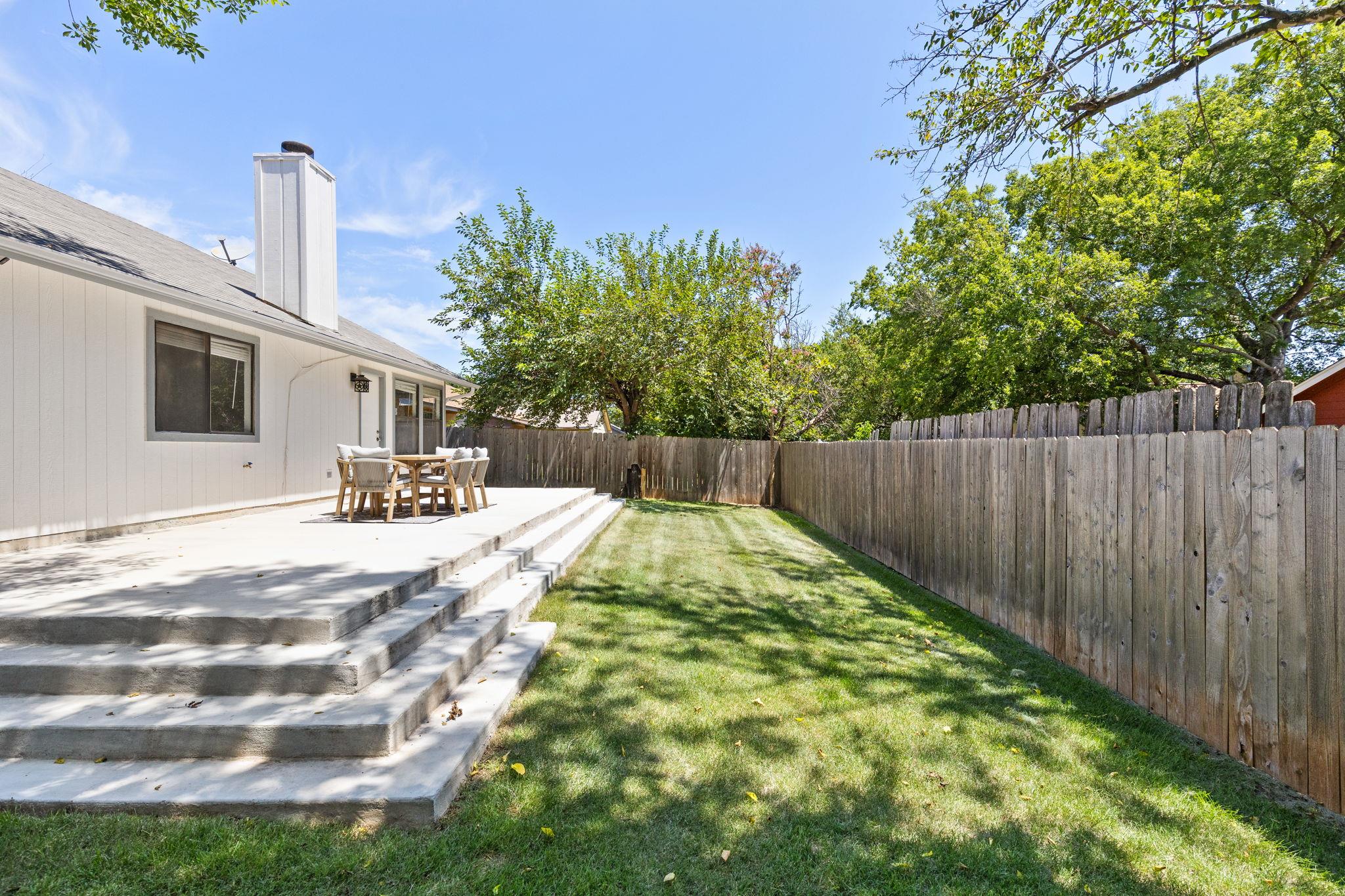 8701 Palace PKWY