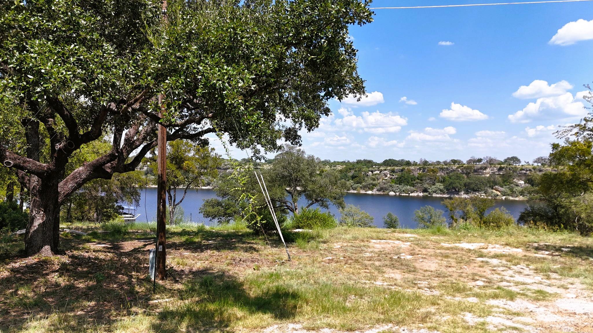 1015 Lake Shore Lot 72 DR, Spicewood