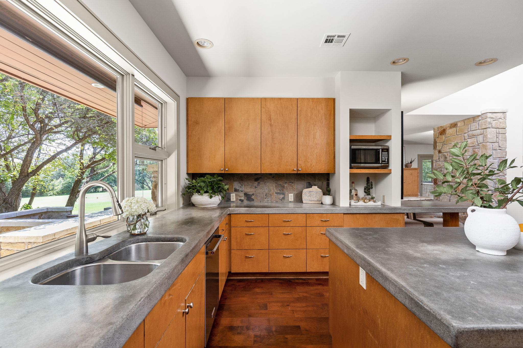 1200 Barton Creek BLVD # 28