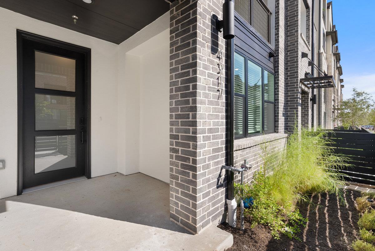 4317 Prevail LN