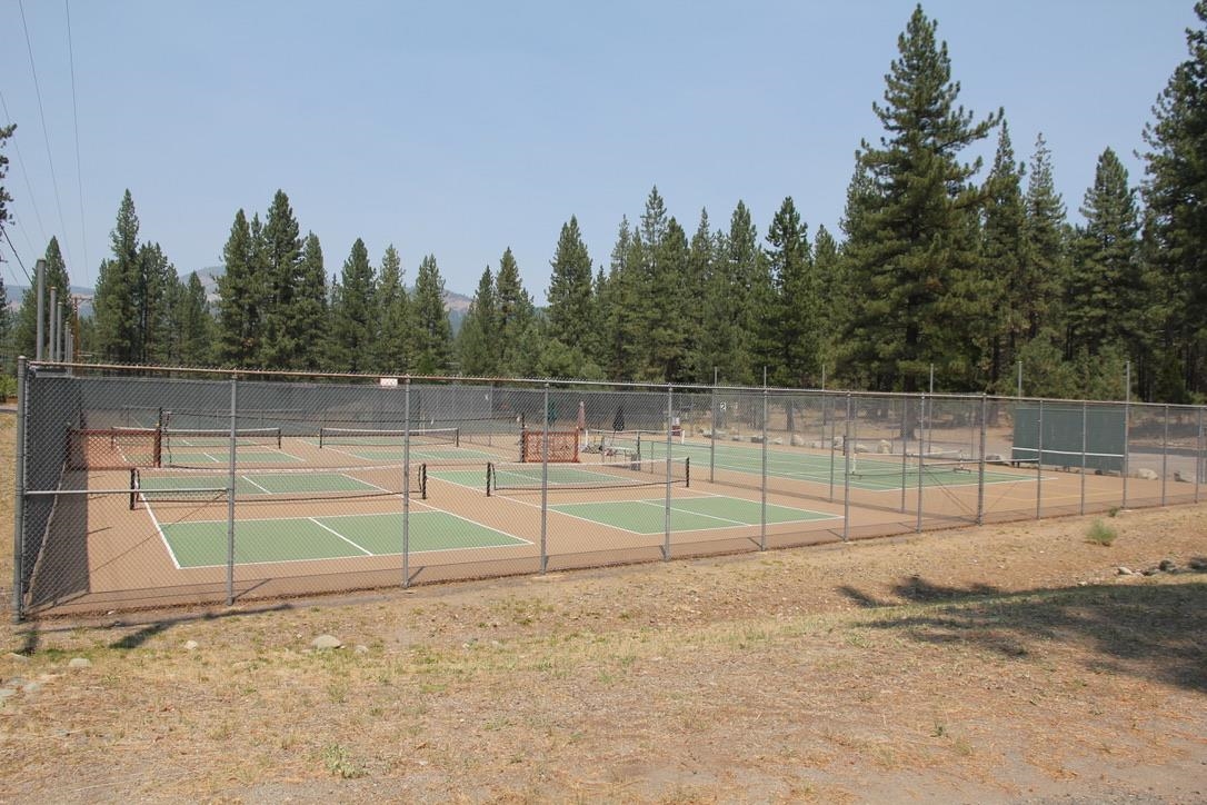 9 Paiute Trail