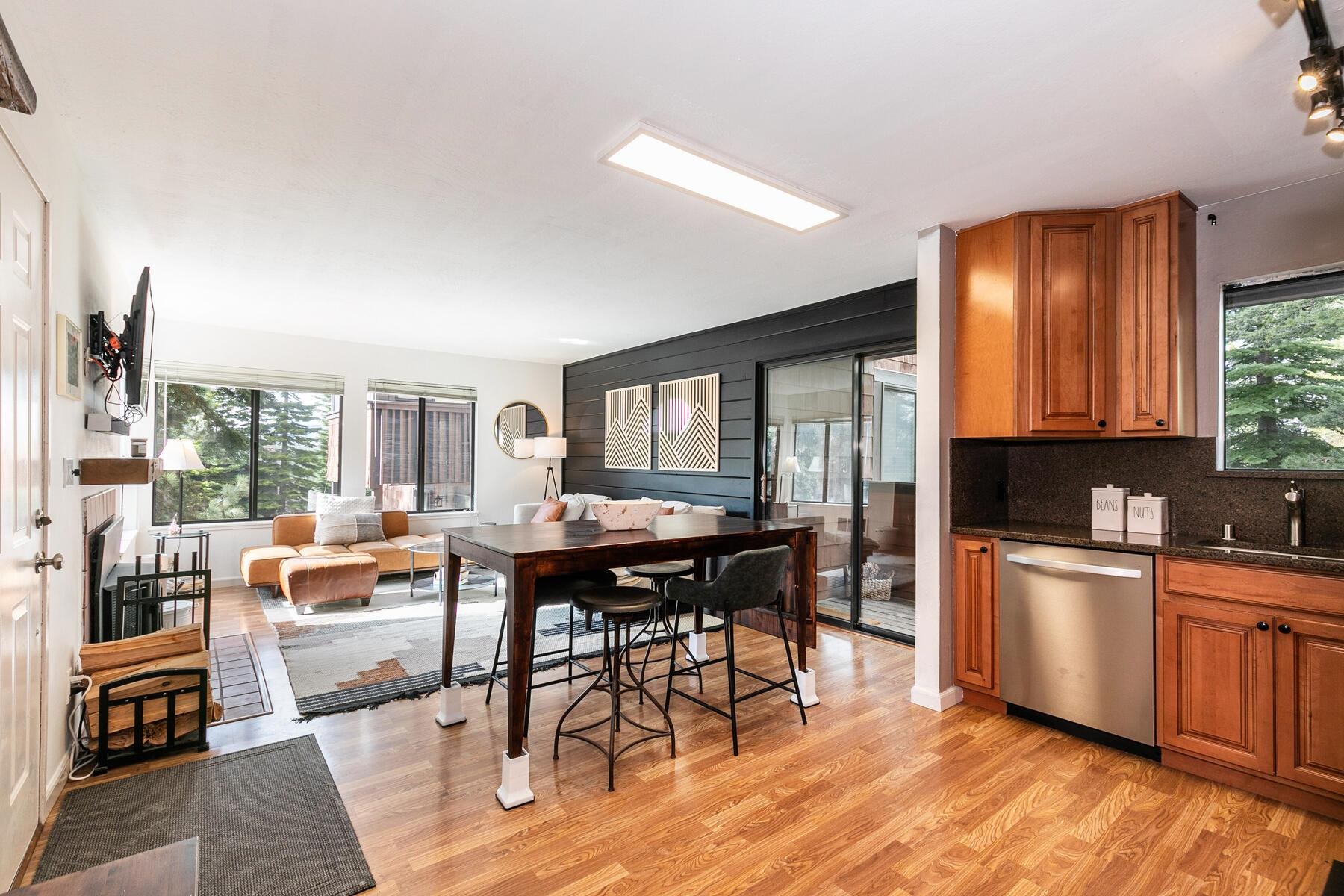11711 Snowpeak Way Unit: 557