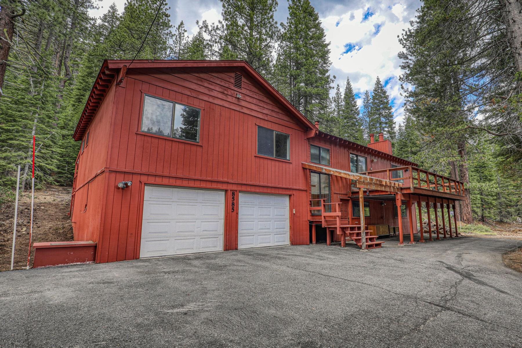 8585 River Road