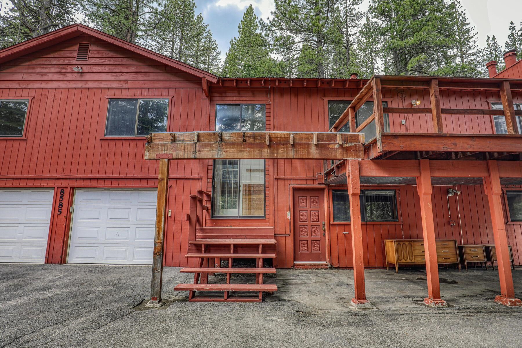 8585 River Road