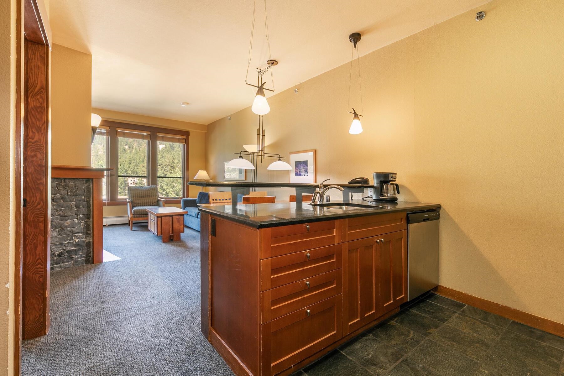 1850 Village South Road Unit: 4-227