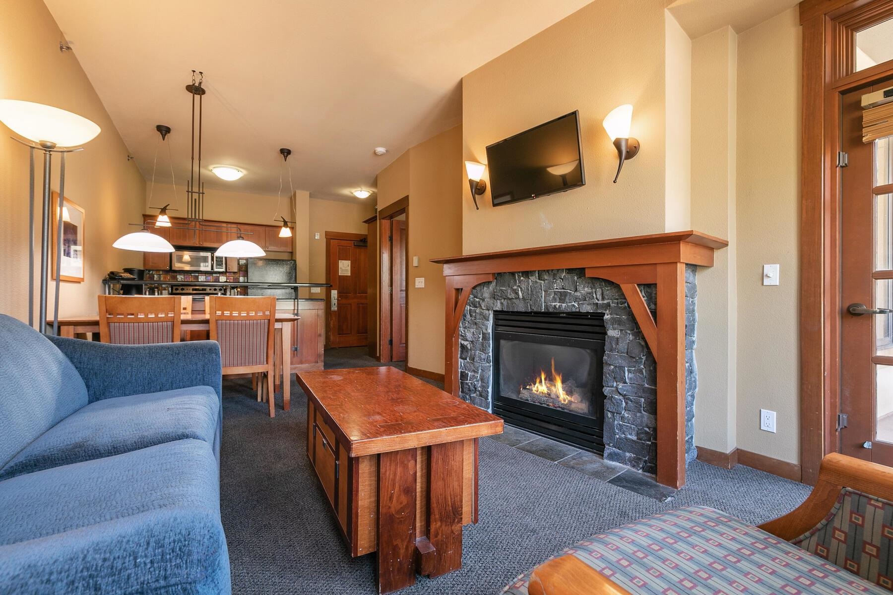 1850 Village South Road Unit: 4-227