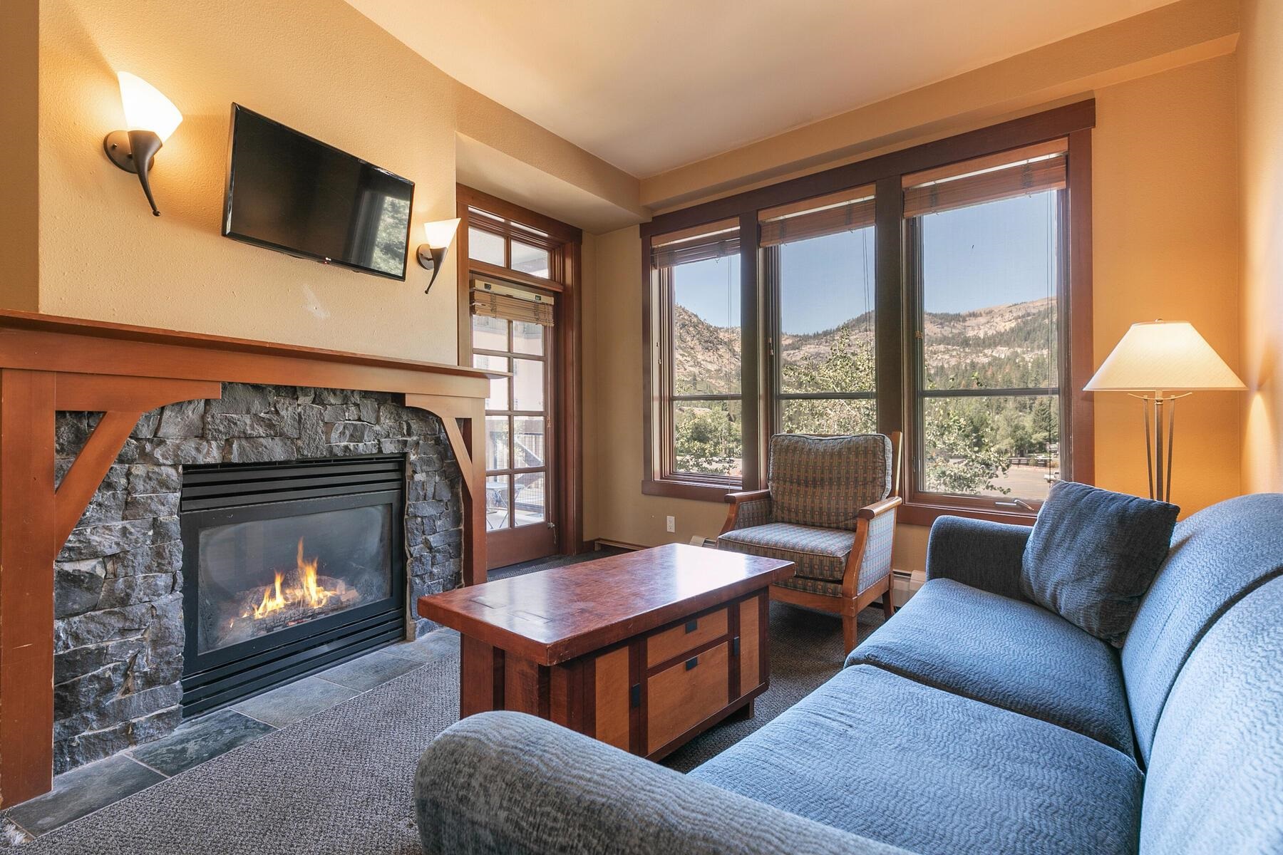 1850 Village South Road Unit: 4-227