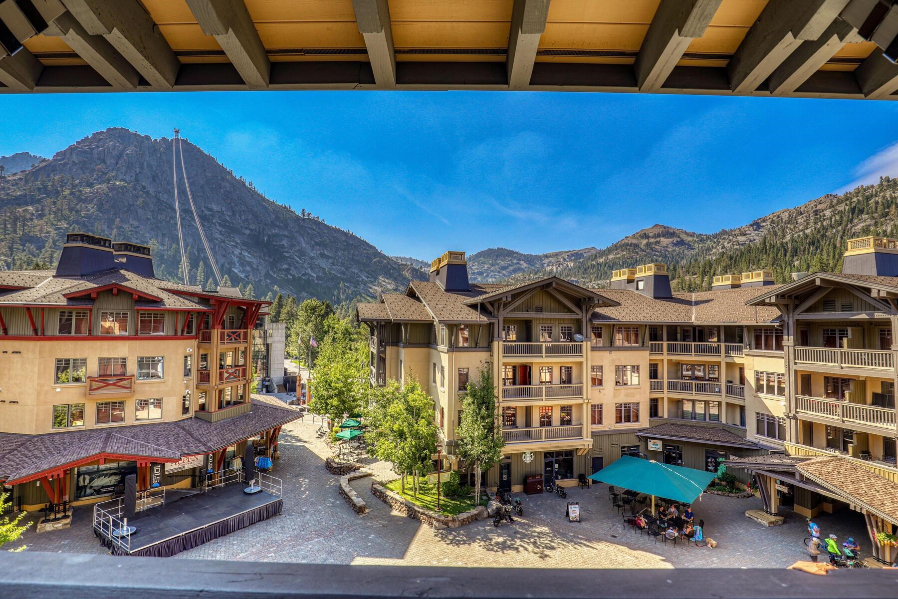 1880 Village South Road Unit: 3-435