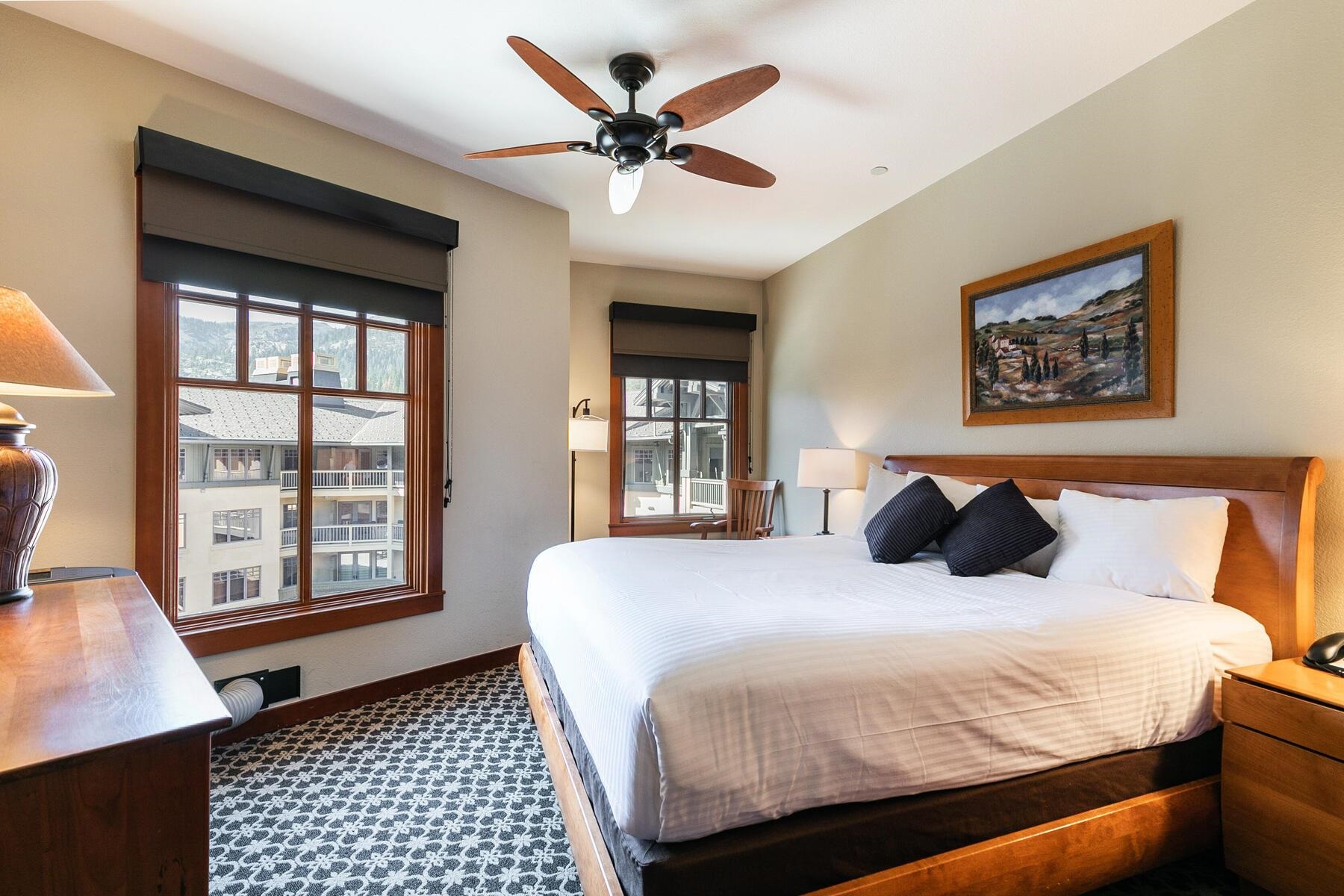 1880 Village South Road Unit: 3-435